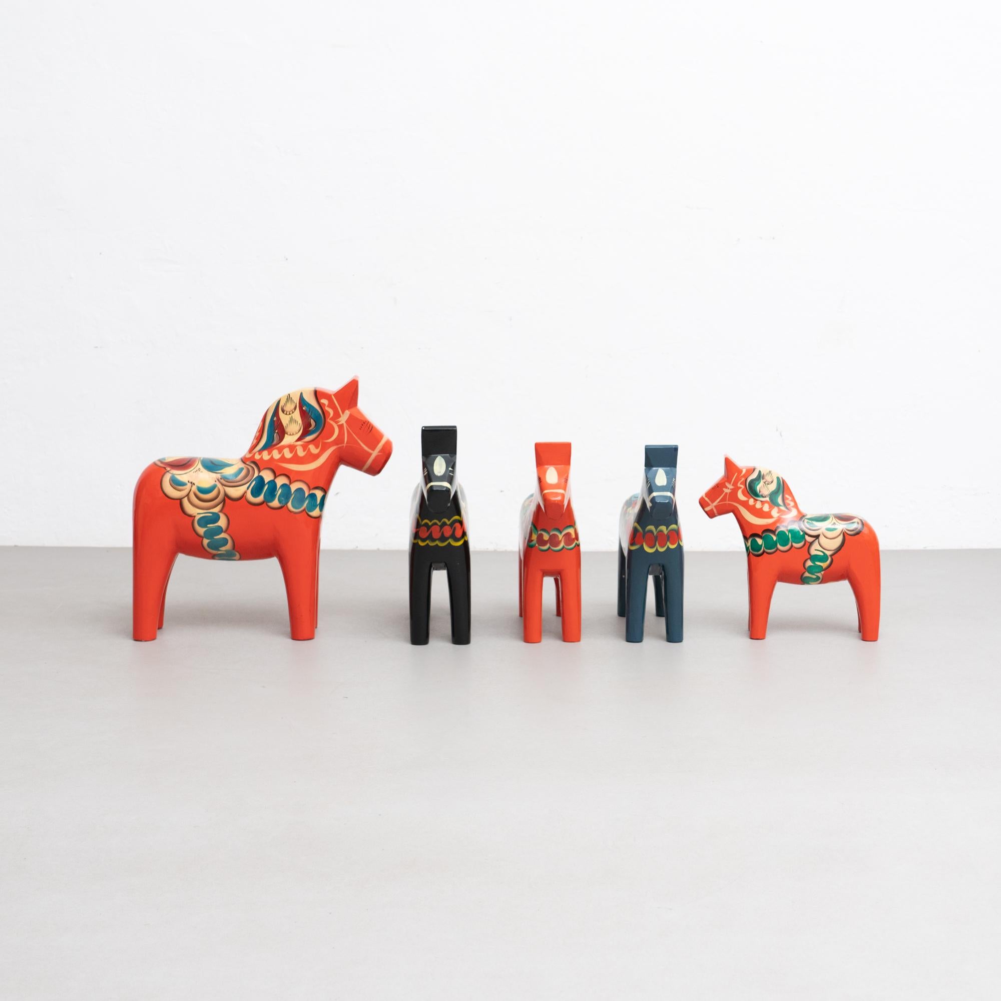 Hand-Painted Set of 5 Swedish Folk Wooden Dala Horse Toys, circa 1960