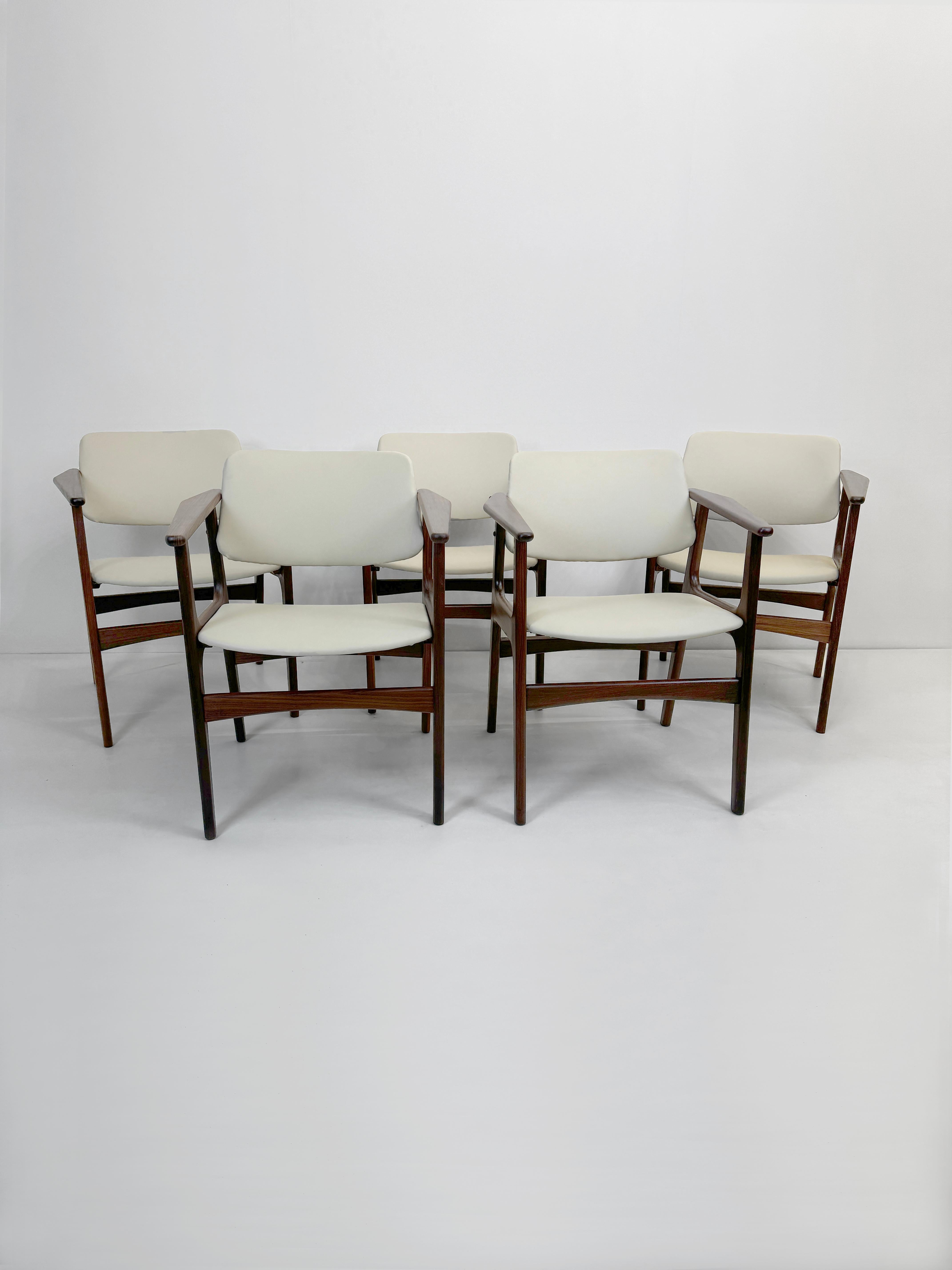 Set of 5 Teak Armchairs model Lene, in by Arne Vodder, for Vamo Møbelfabrik, Denmark 1960's, timeless elegance and high craftsmanship standards designed with functionality and aesthetics in mind. reupholstered in off white Leatherette and frames