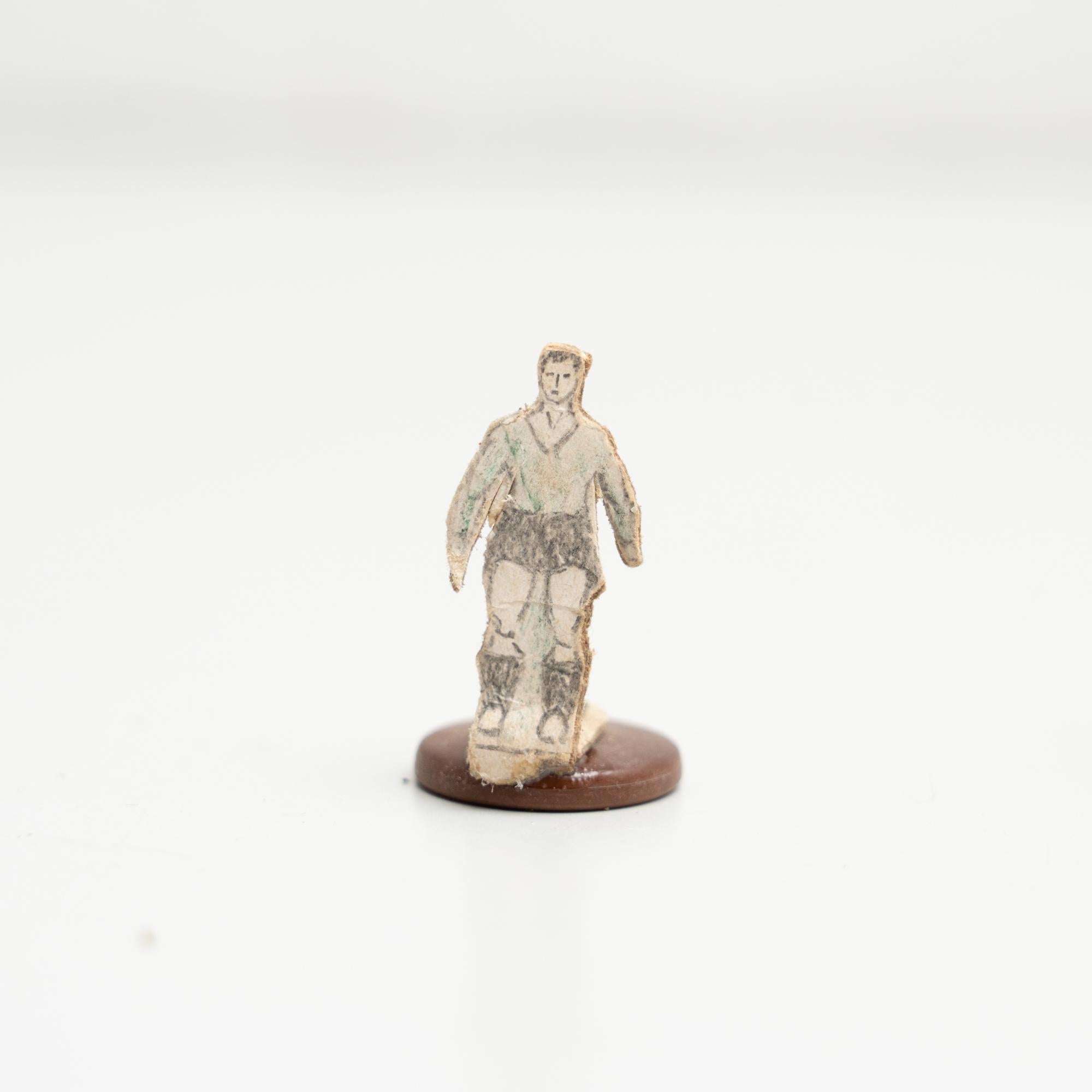 Set di 5 figure di giochi di calcio tradizionali a bottoni, circa 1950 in vendita 6