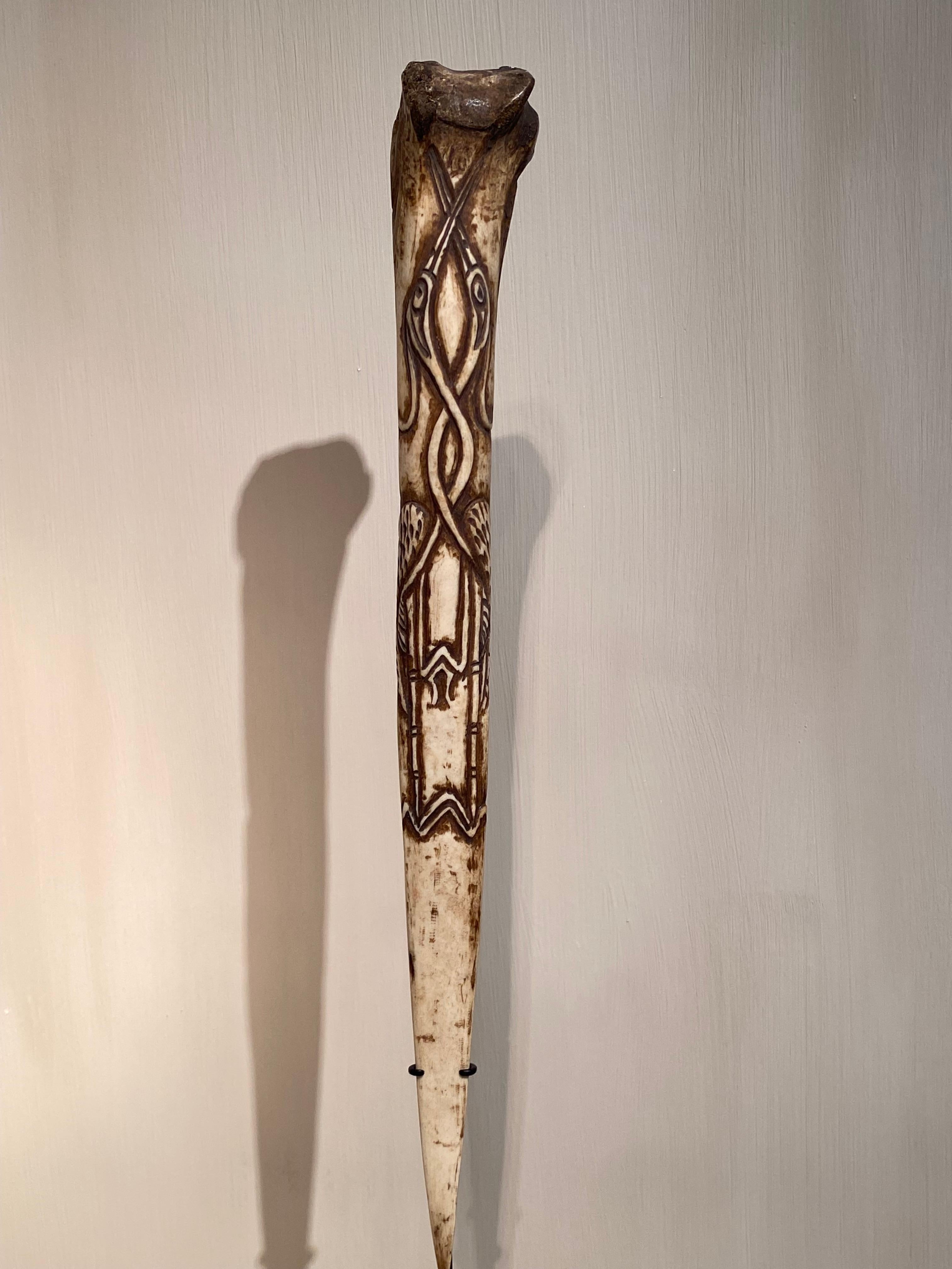 Satz von 5 Tribal Art Messern aus Papua-Neuguinea im Angebot 10
