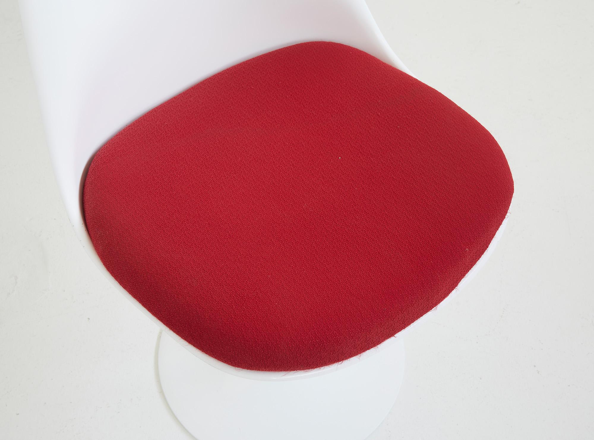 Acciaio Set di 5 sedie Tulip di Eero Saarinen per Knoll International, anni '70 in vendita