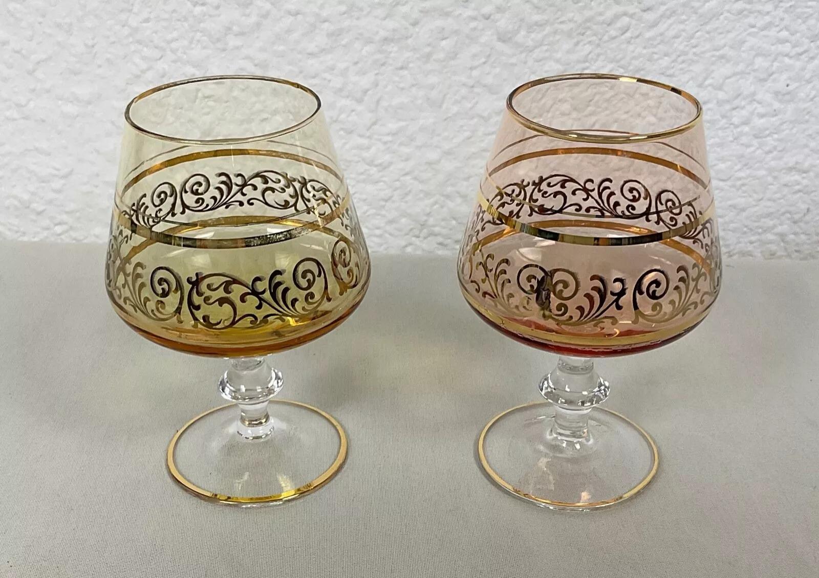 Set of 5 Vintage Crystal Wine Glasses with Gold Floral Trim - 2Y459 For Sale 2