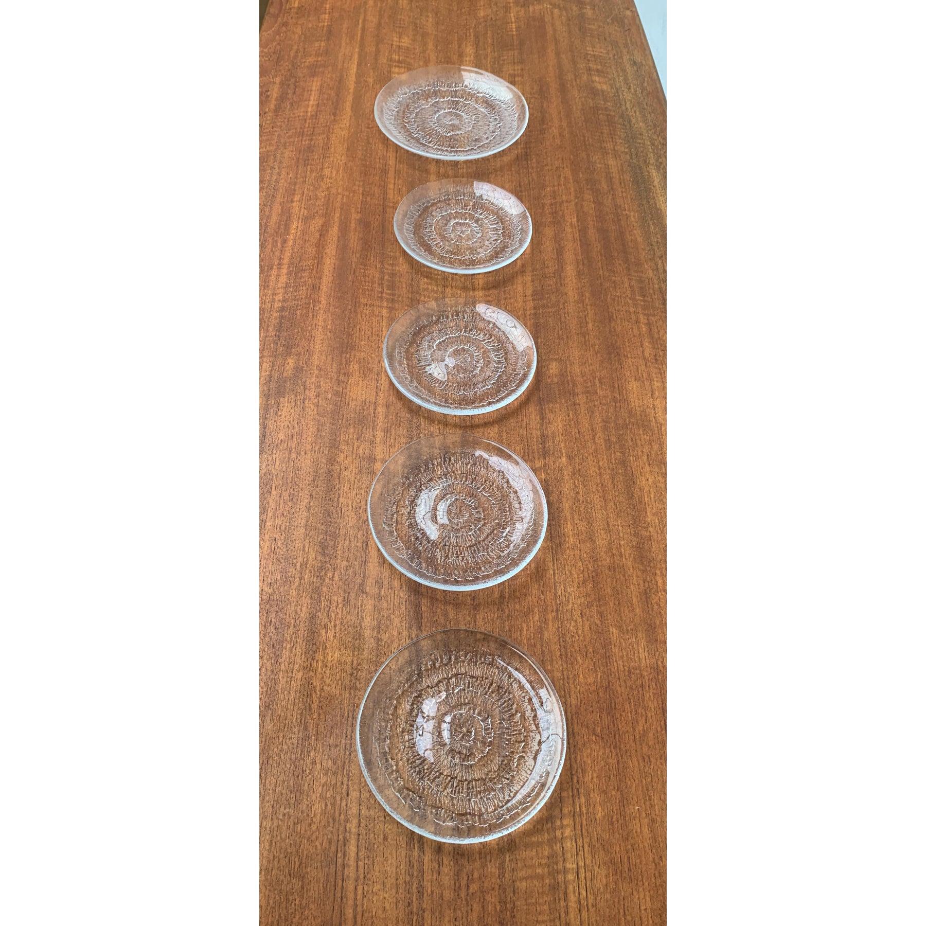 Finlandais Ensemble de 5 assiettes en verre finlandais Solaris de Tapio Wirkkala pour Iittala en vente