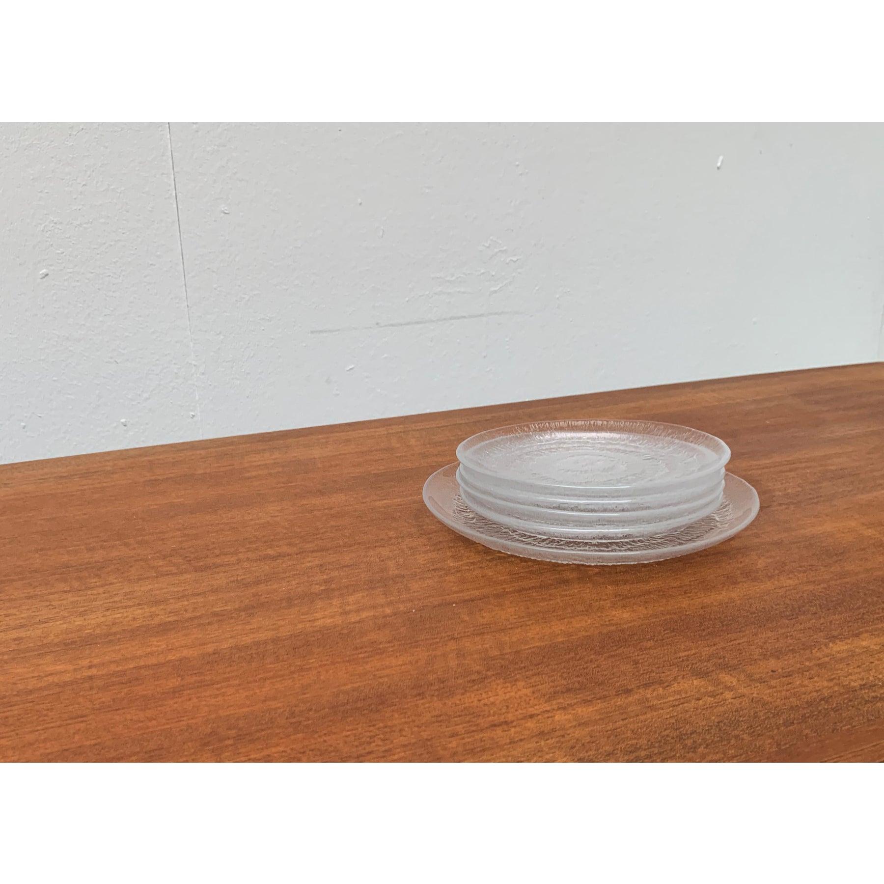 20ième siècle Ensemble de 5 assiettes en verre finlandais Solaris de Tapio Wirkkala pour Iittala en vente