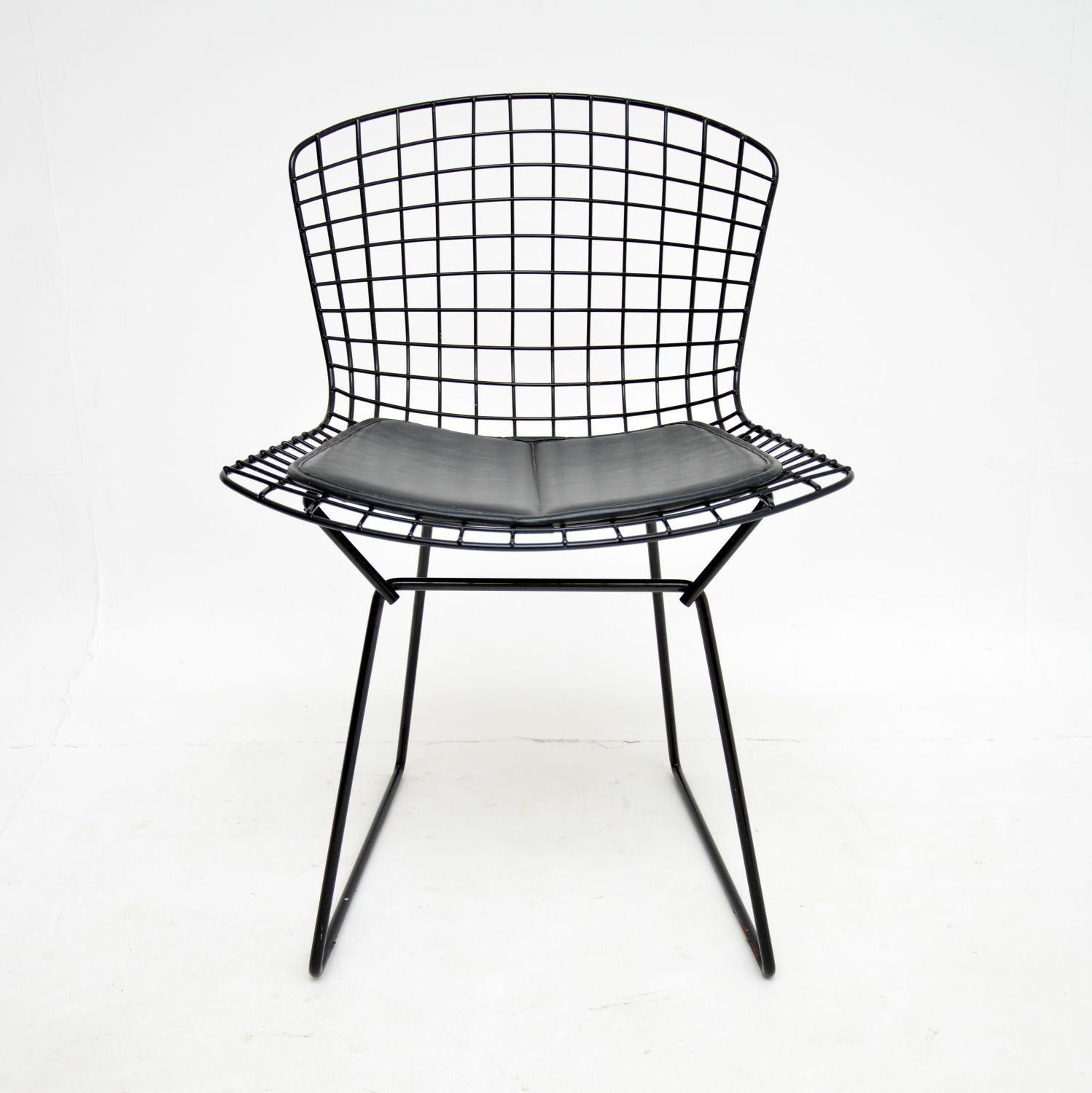 Set of 5 Vintage Harry Bertoia Wire Dining Chairs by Knoll In Good Condition In London, GB