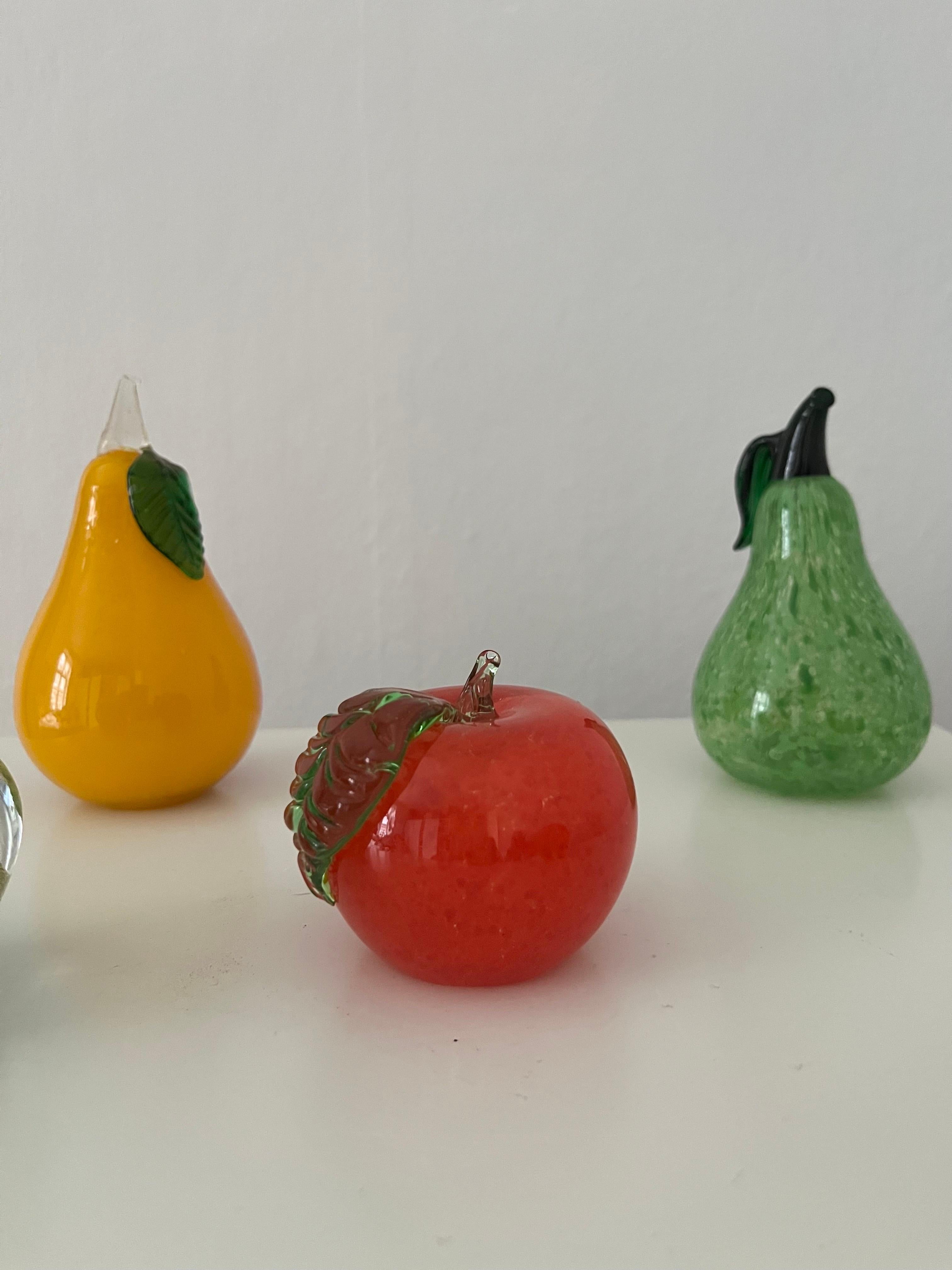 Set of 5 vintage heavy decorative glass fruits In Good Condition For Sale In Frederiksberg C, DK