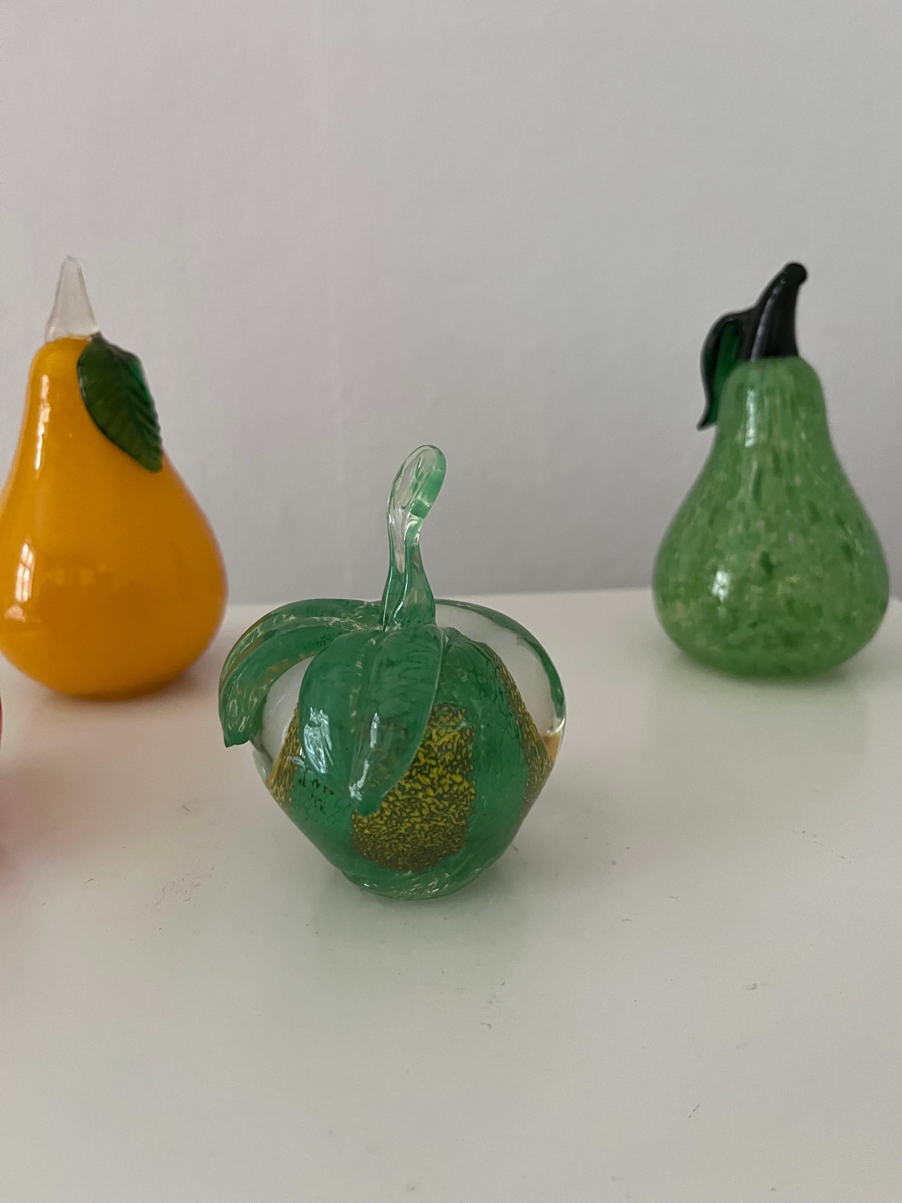 20th Century Set of 5 vintage heavy decorative glass fruits For Sale