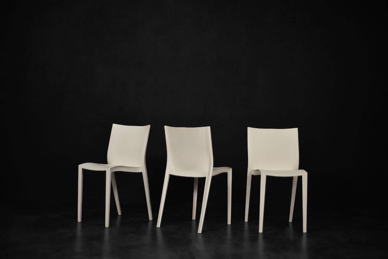 Ensemble de 5 chaises vintage modernes françaises du milieu du siècle dernier SlickSlick de Philippe Starck  en vente 3