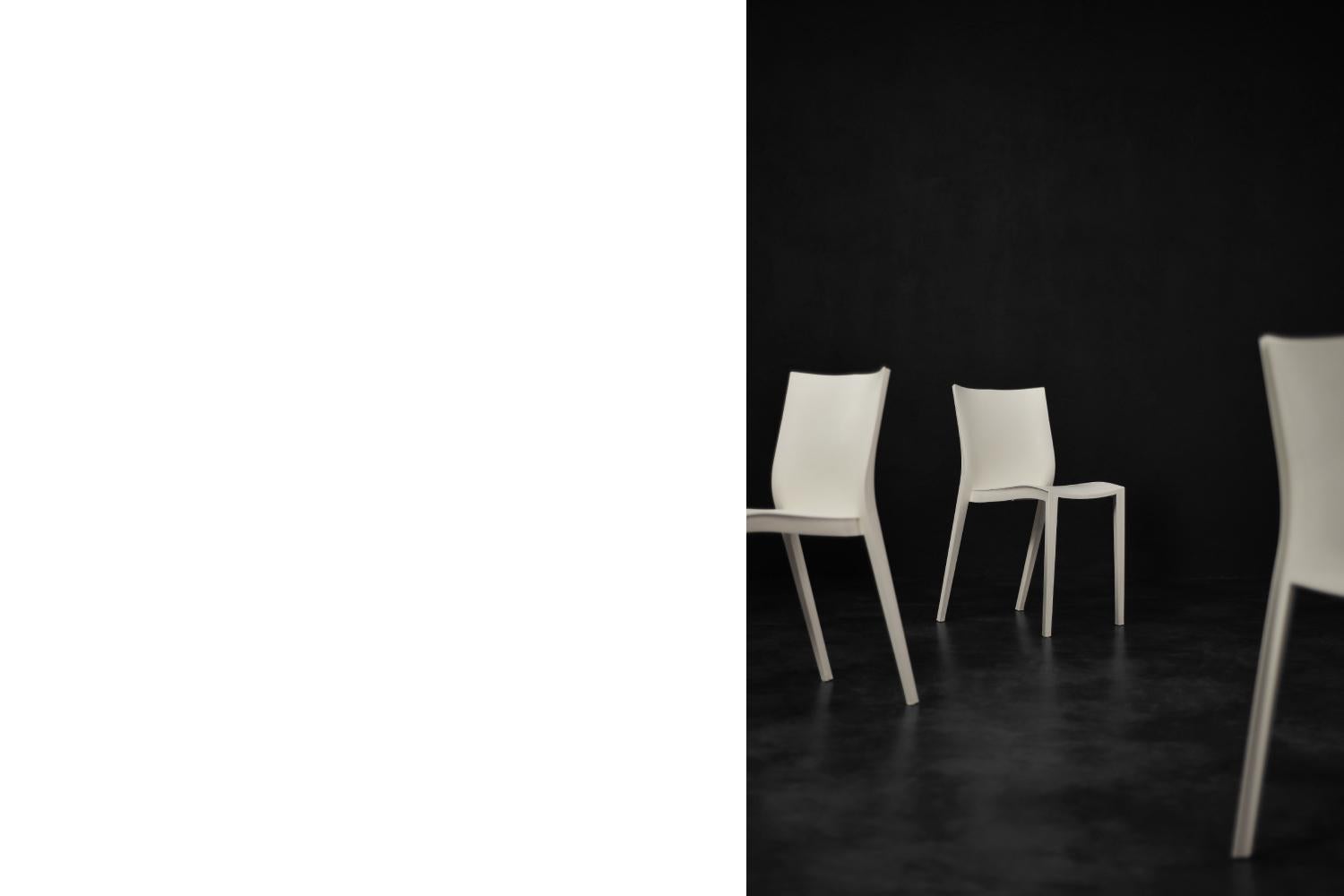 Ensemble de 5 chaises vintage modernes françaises du milieu du siècle dernier SlickSlick de Philippe Starck  en vente 1