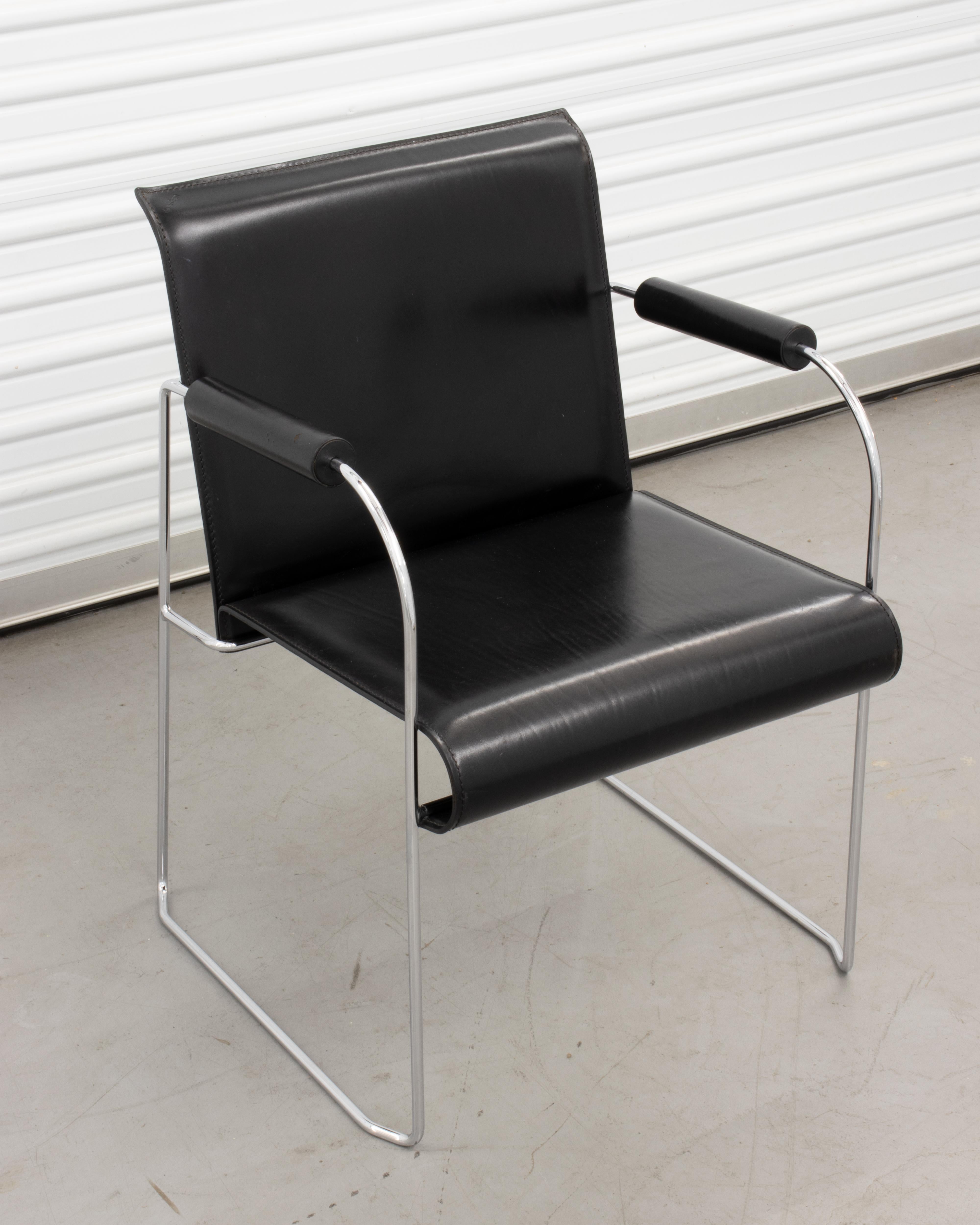 Ensemble de 5 fauteuils postmodernes en cuir vintage par Arrben Italie en vente 5