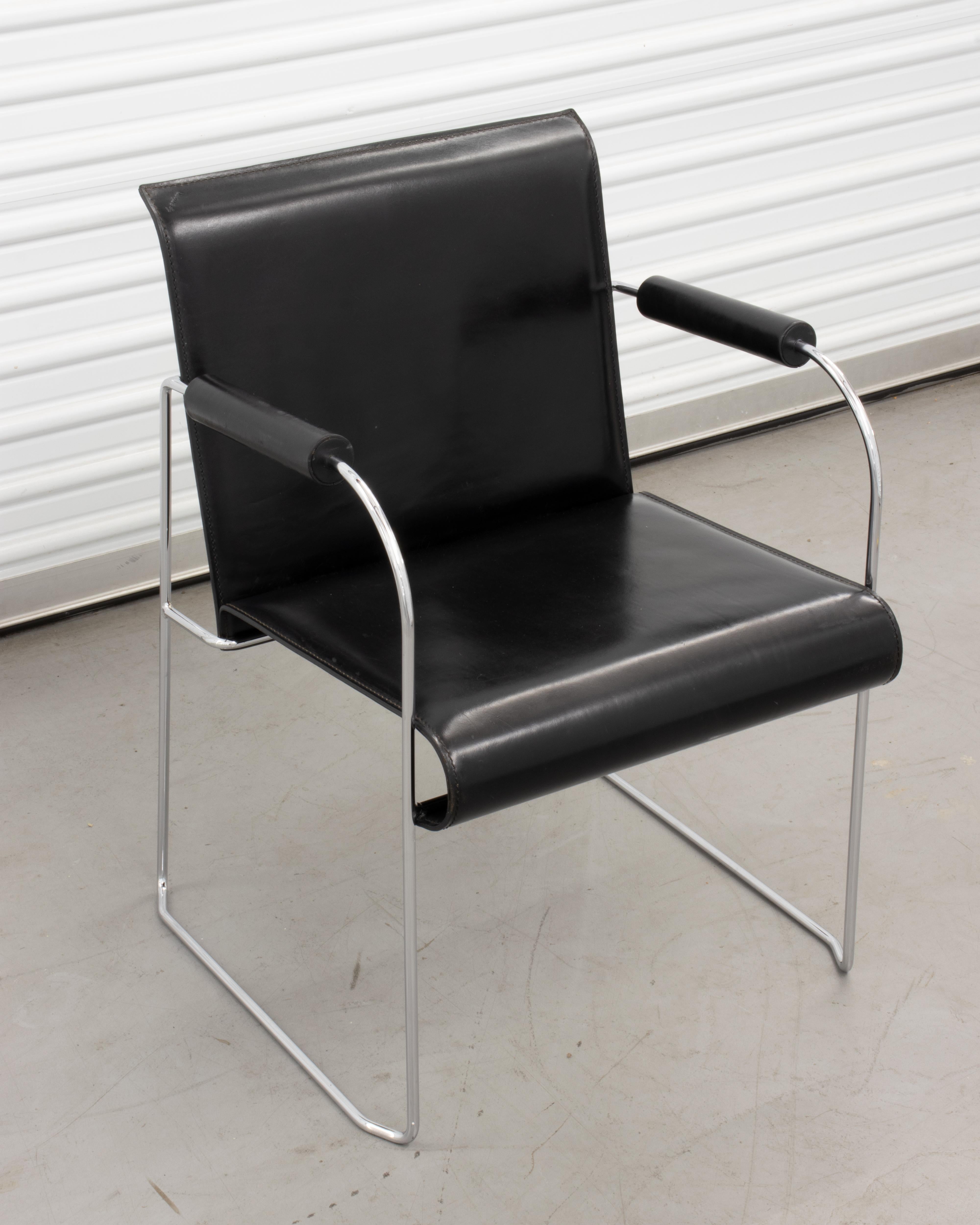 Ensemble de 5 fauteuils postmodernes en cuir vintage par Arrben Italie en vente 6