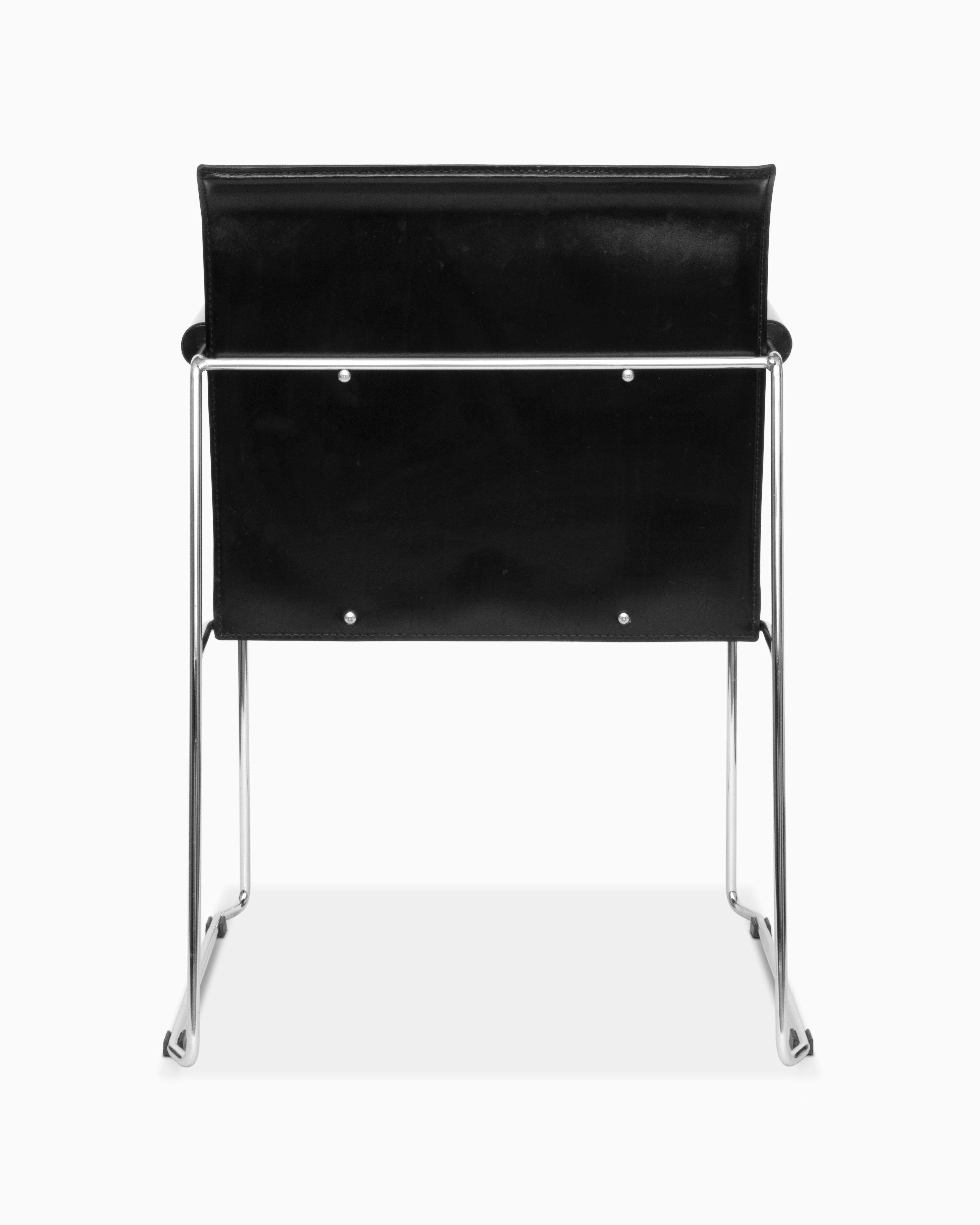 Cuir Ensemble de 5 fauteuils postmodernes en cuir vintage par Arrben Italie en vente