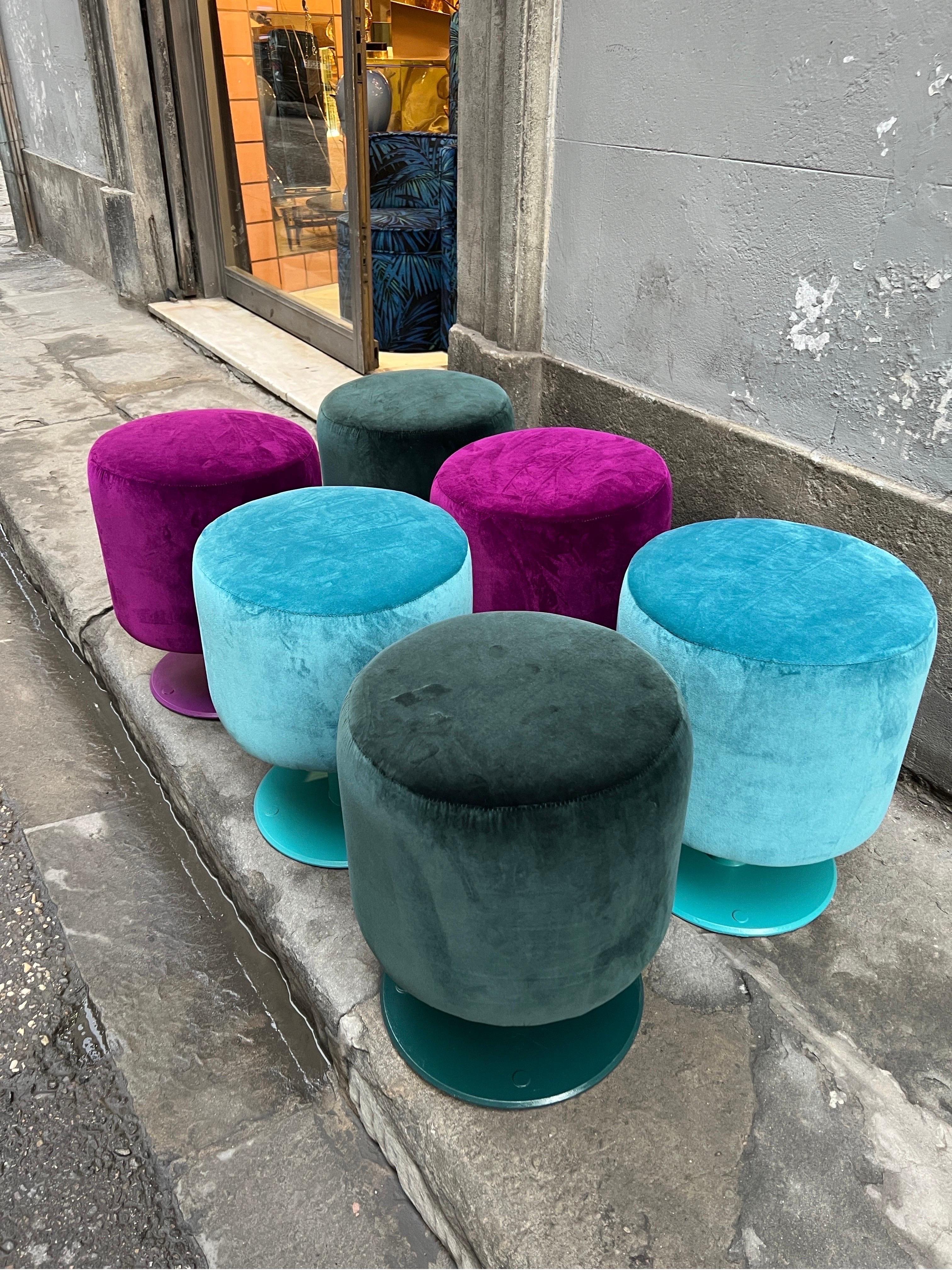 Set of 4 Vintage Poufs Newly Upholstered in Mixed Colored Velvet, 1970s In Good Condition For Sale In Florence, IT