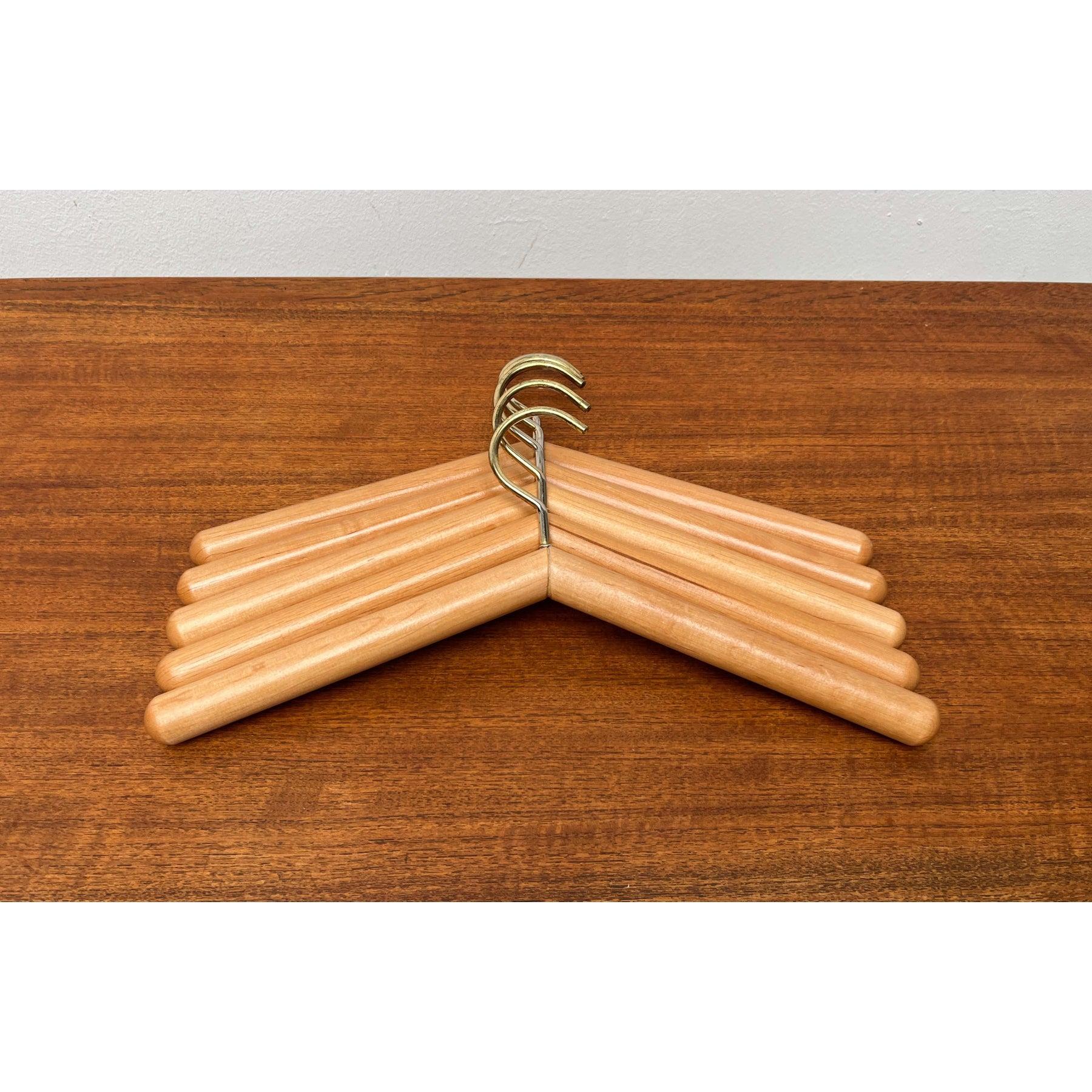 Set di 5 appendiabiti vintage in Wood, anni '70 in vendita 3