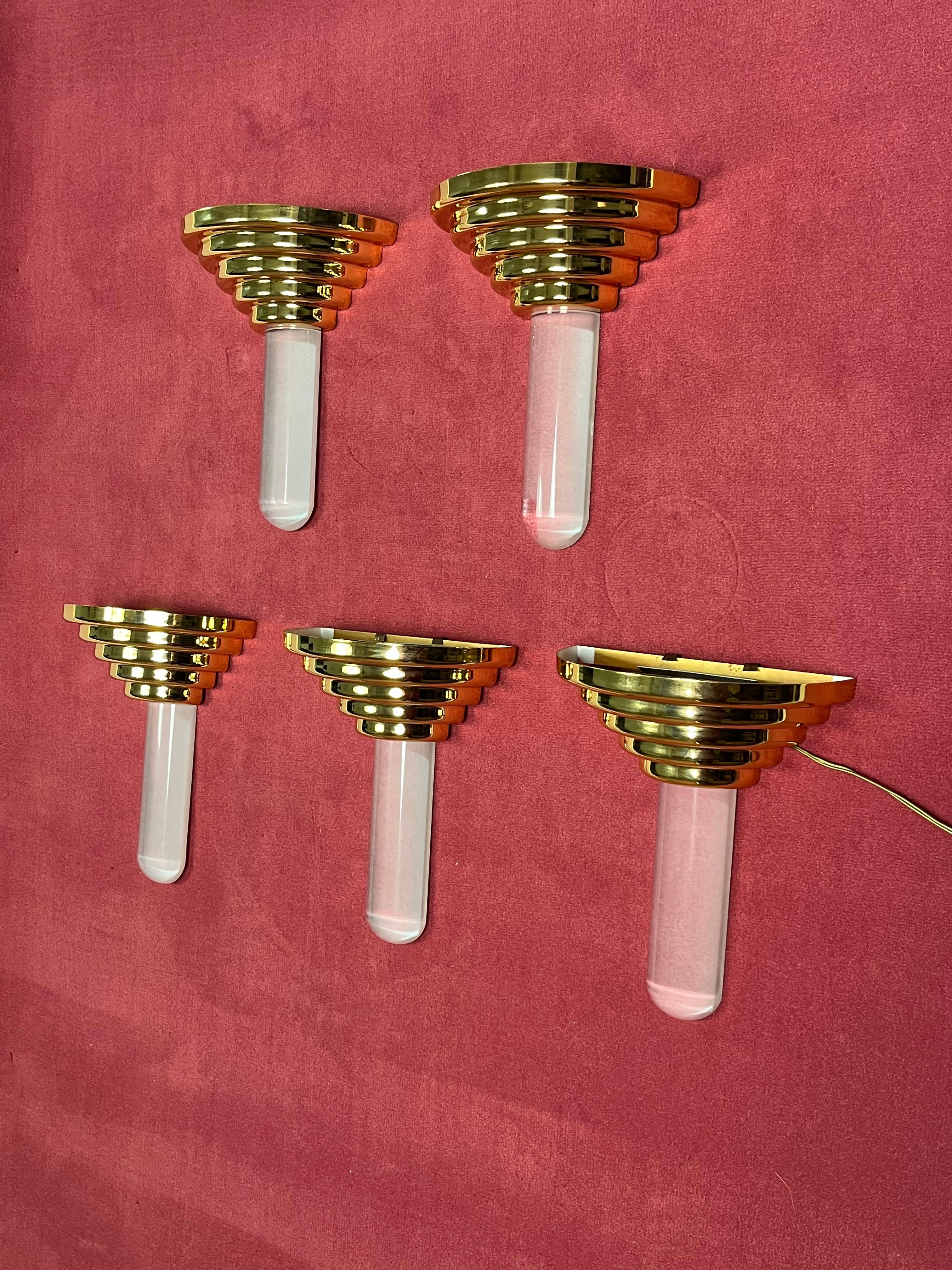 Set di 5 lampade da parete alogene in stile Hollywood Regency anni '70 in vendita 3