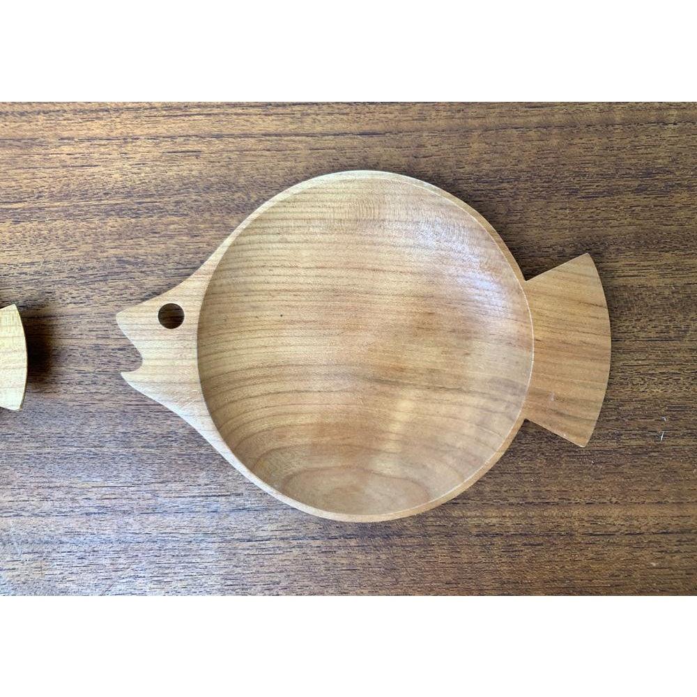 Set di 5 ciotole in legno a forma di pesce, anni '60 in vendita 5