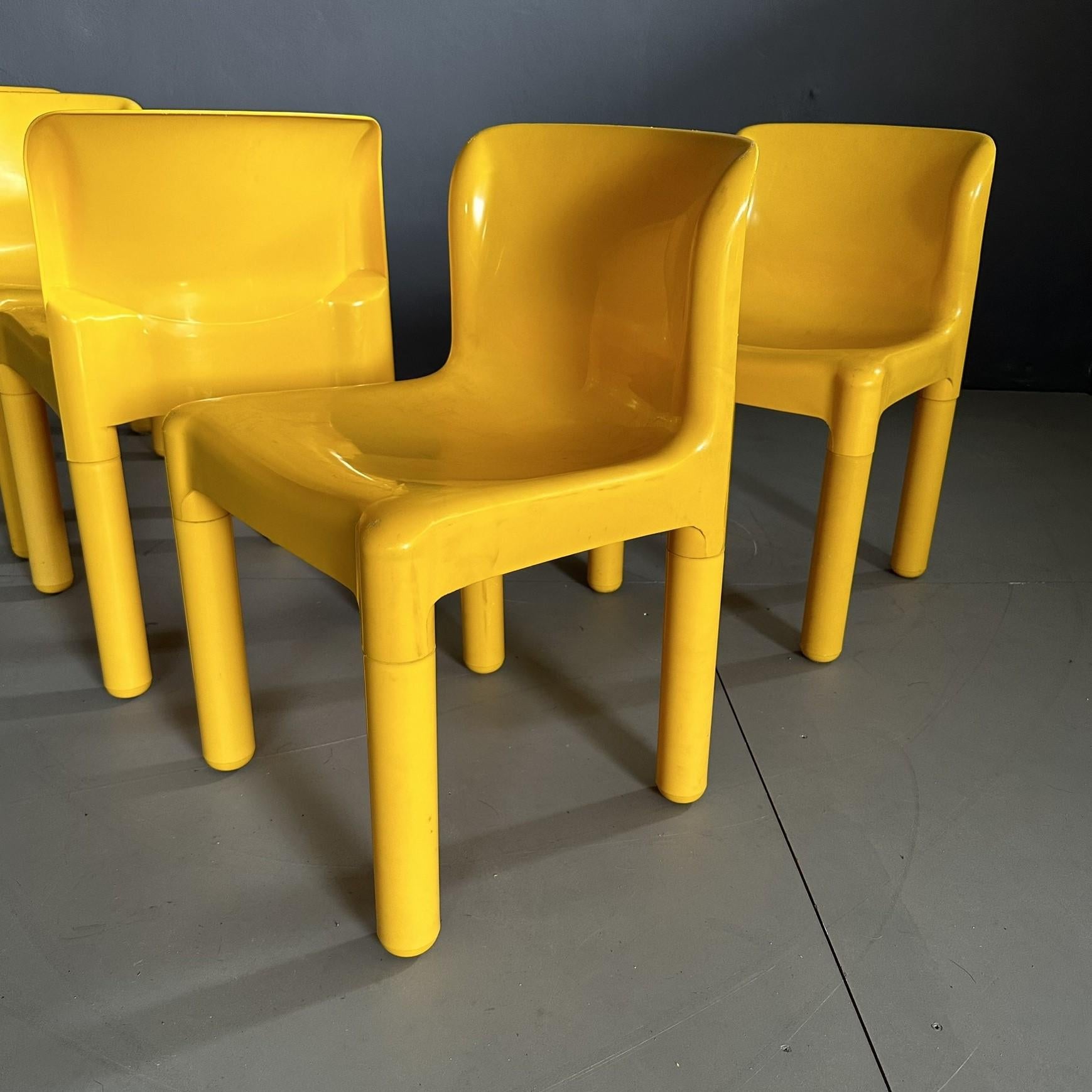 Mid-Century Modern Set of 5 yellow bright chairs mod. 4875 designed by Carlo Bartoli for Kartell 