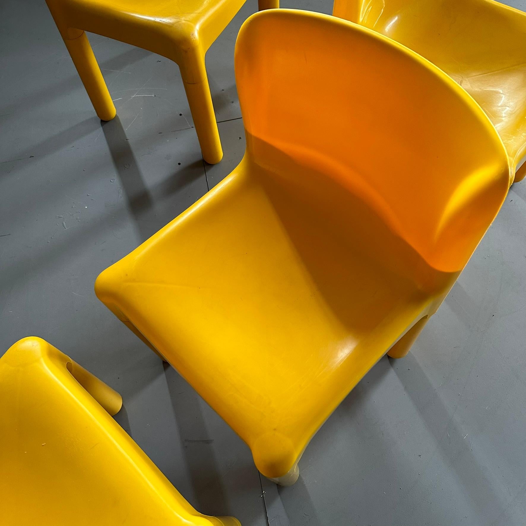 Set of 5 yellow bright chairs mod. 4875 designed by Carlo Bartoli for Kartell  For Sale 2