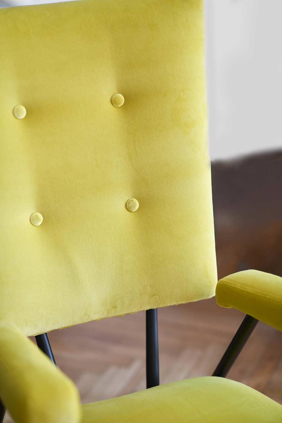 Pair of 50's armchairs with metal structure and cushions covered in Dedar yellow velvet. The armchairs represent the typical Italian design of the 50s. It will add an outstanding touch of color and character to your living room or any other room you