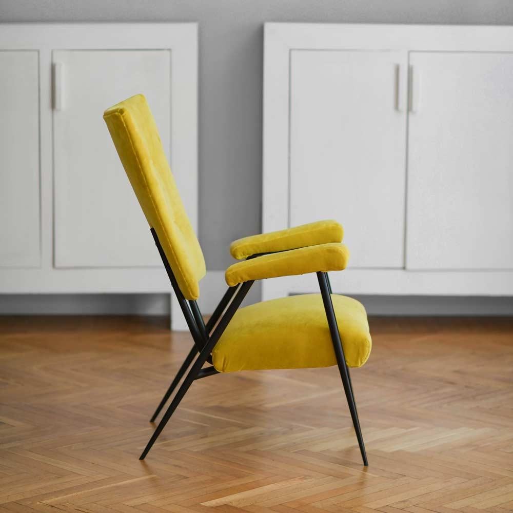 italien Ensemble de fauteuils des années 50 doublés de tissu Dedar en vente