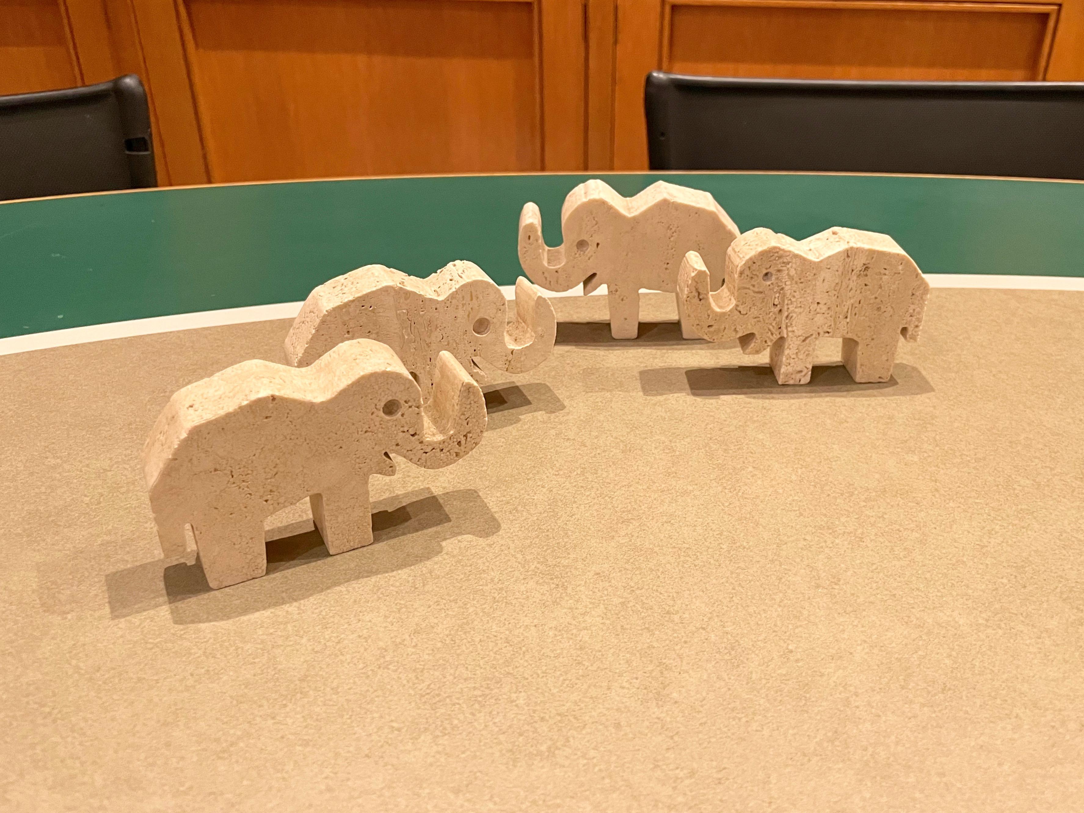 Set of 52 Animal Sculpture in Travertine Fratelli Mannelli, Italy 1970s In Good Condition For Sale In Rome, IT