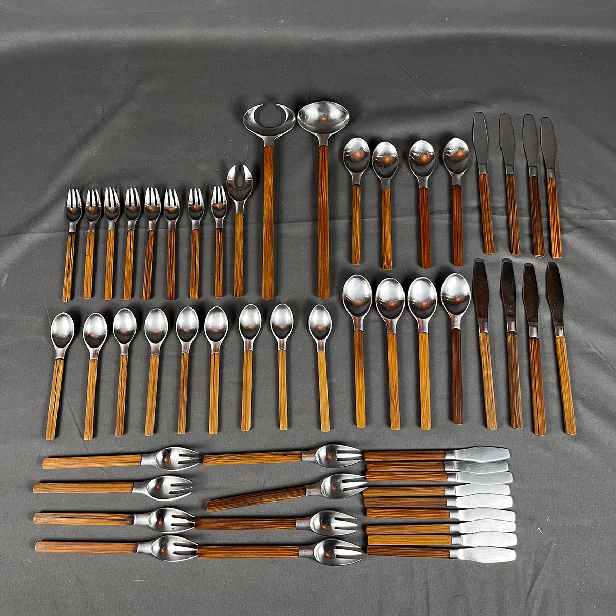 Juego de 53 cubiertos Toke de bambú y acero inoxidable para 8 en venta 2