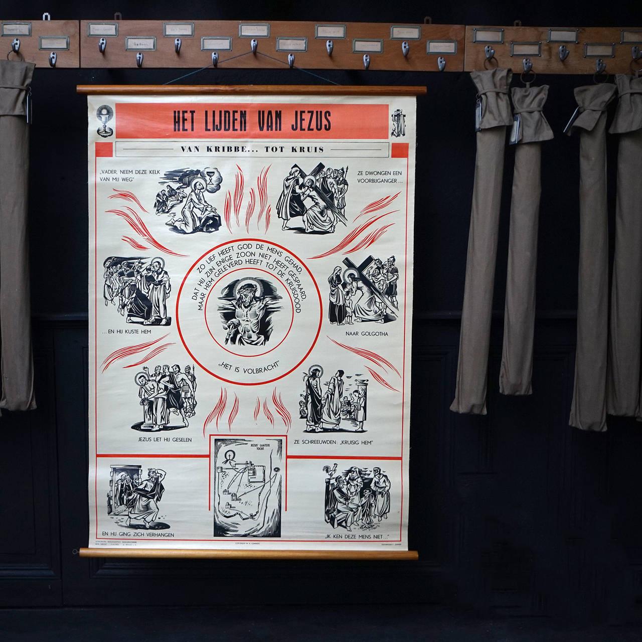 Tissu Ensemble de 57 affiches bibliques de l'école de dimanche Bellarminus dans des pouces de toile, 1950 en vente