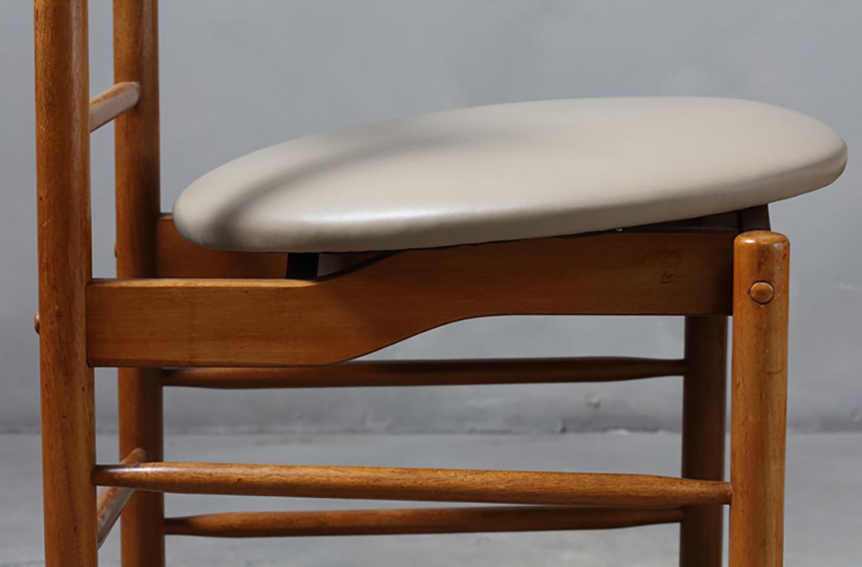 Walnut Set of 6 1950s Greta Magnusson Grossman Dining Chairs For Sale