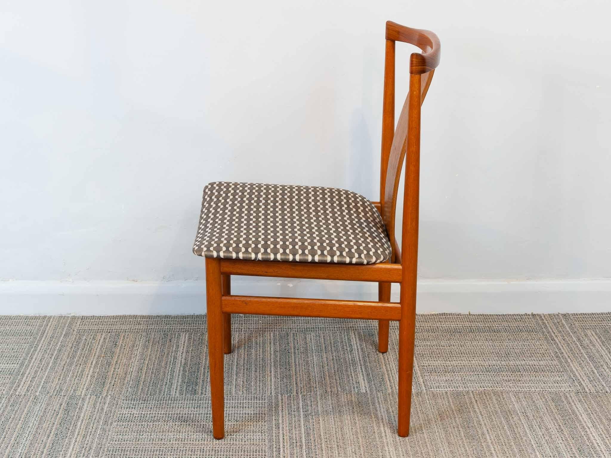 20th Century Set of 6 1960s Danish Teak Dining Chairs by Henning Sorensen for Danex