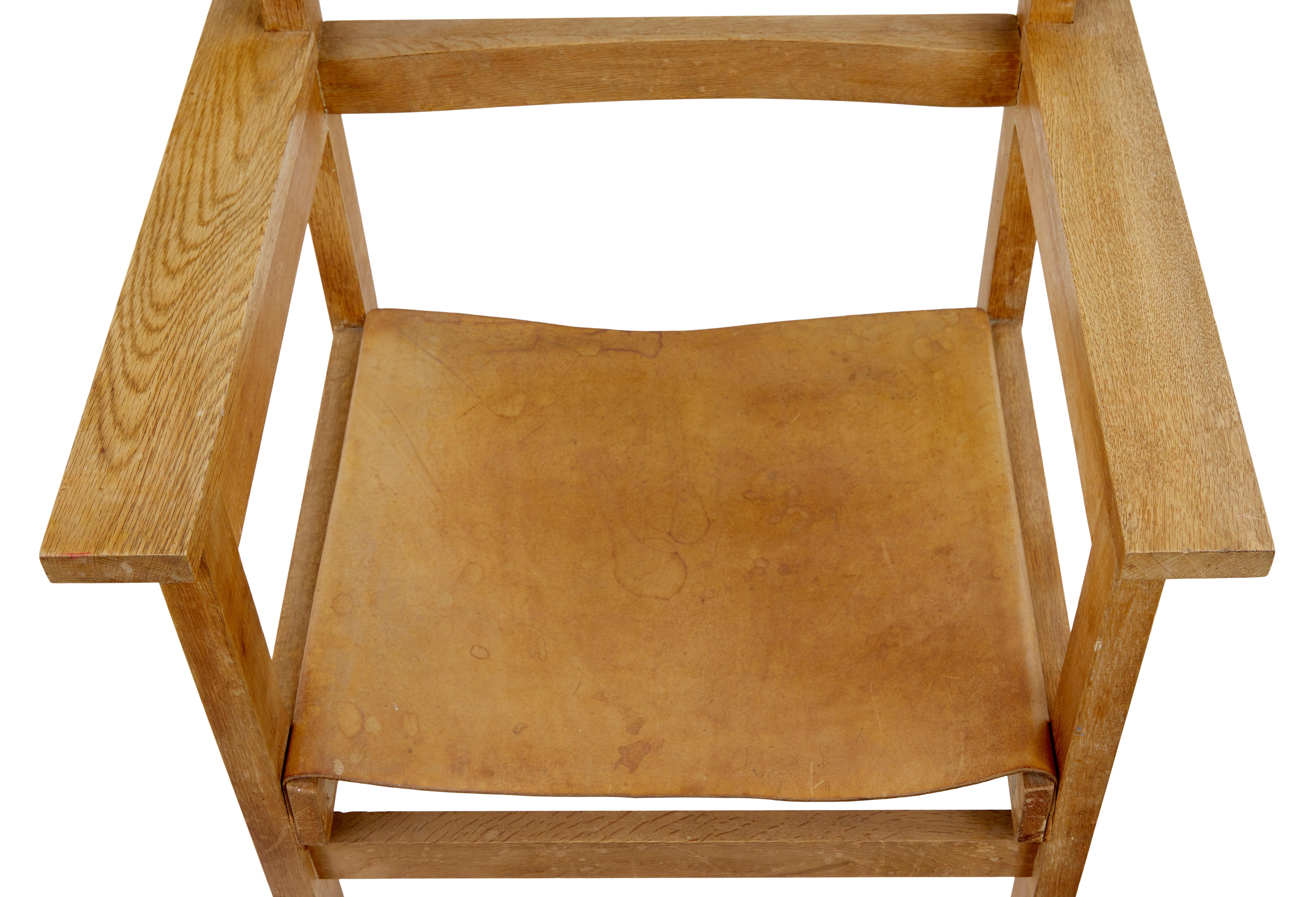 20ième siècle Ensemble de 6 fauteuils modernes scandinaves en chêne et cuir des années 1960 en vente