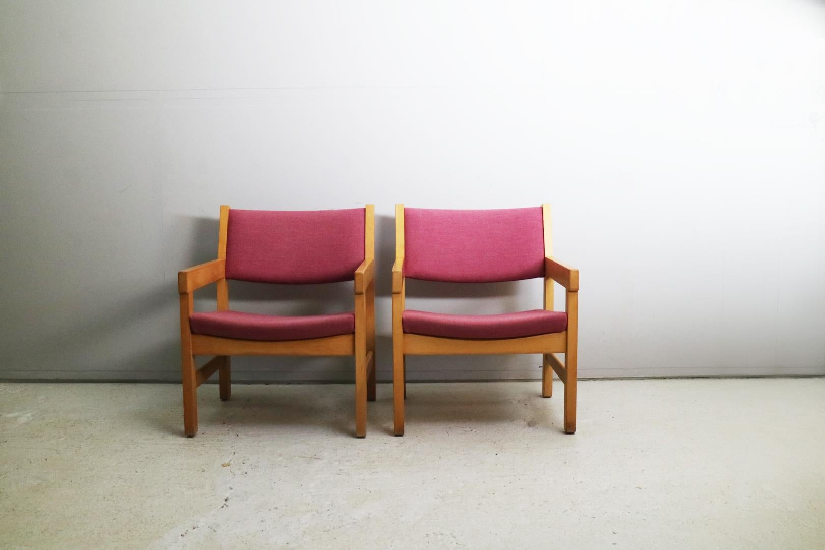 Set of 6 1970s Danish Midcentury Chairs by Hans J Wegner In Good Condition For Sale In London, GB