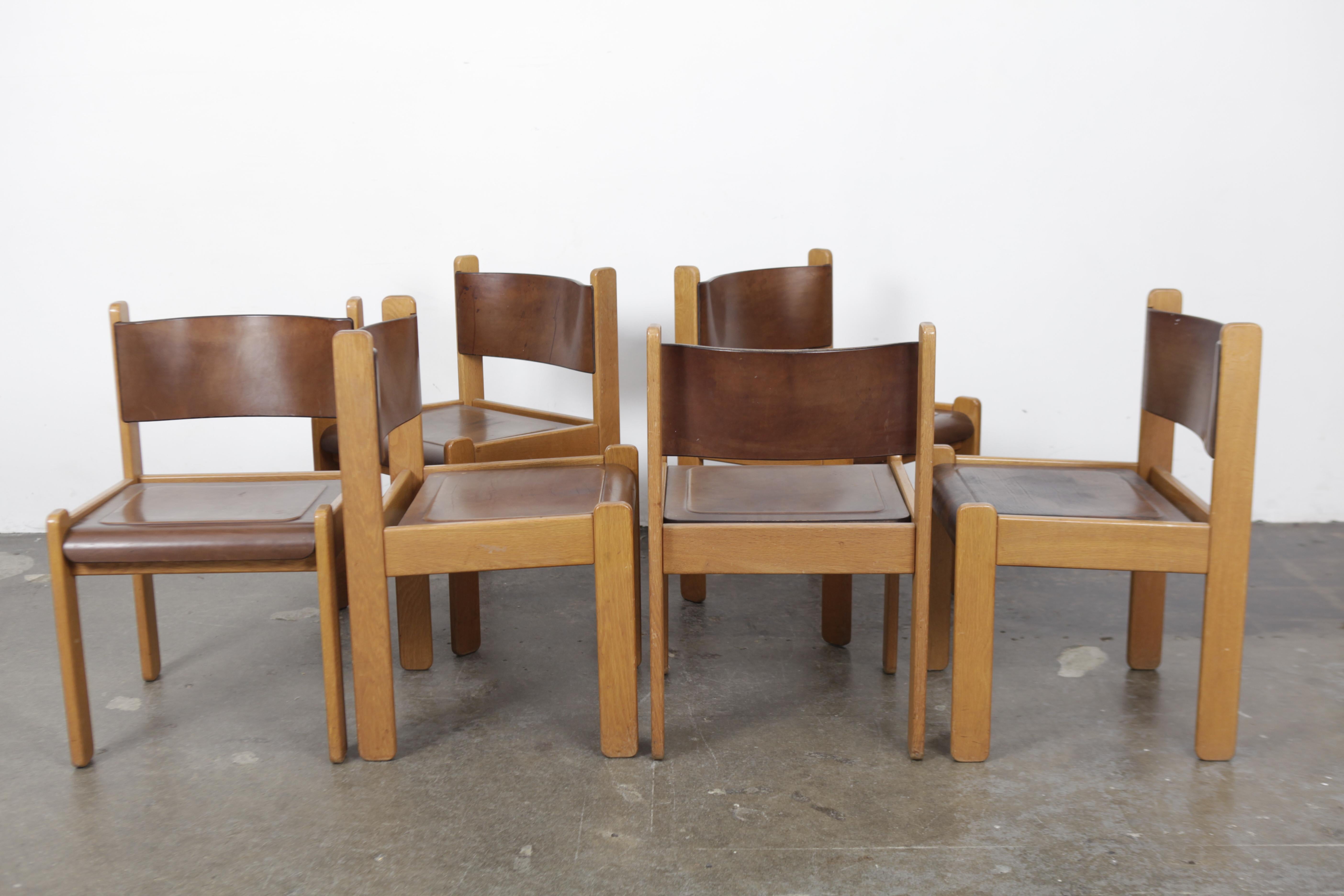 Set of 6 1970s Italian Oak Dining Chairs with Bent Leather Seats 5