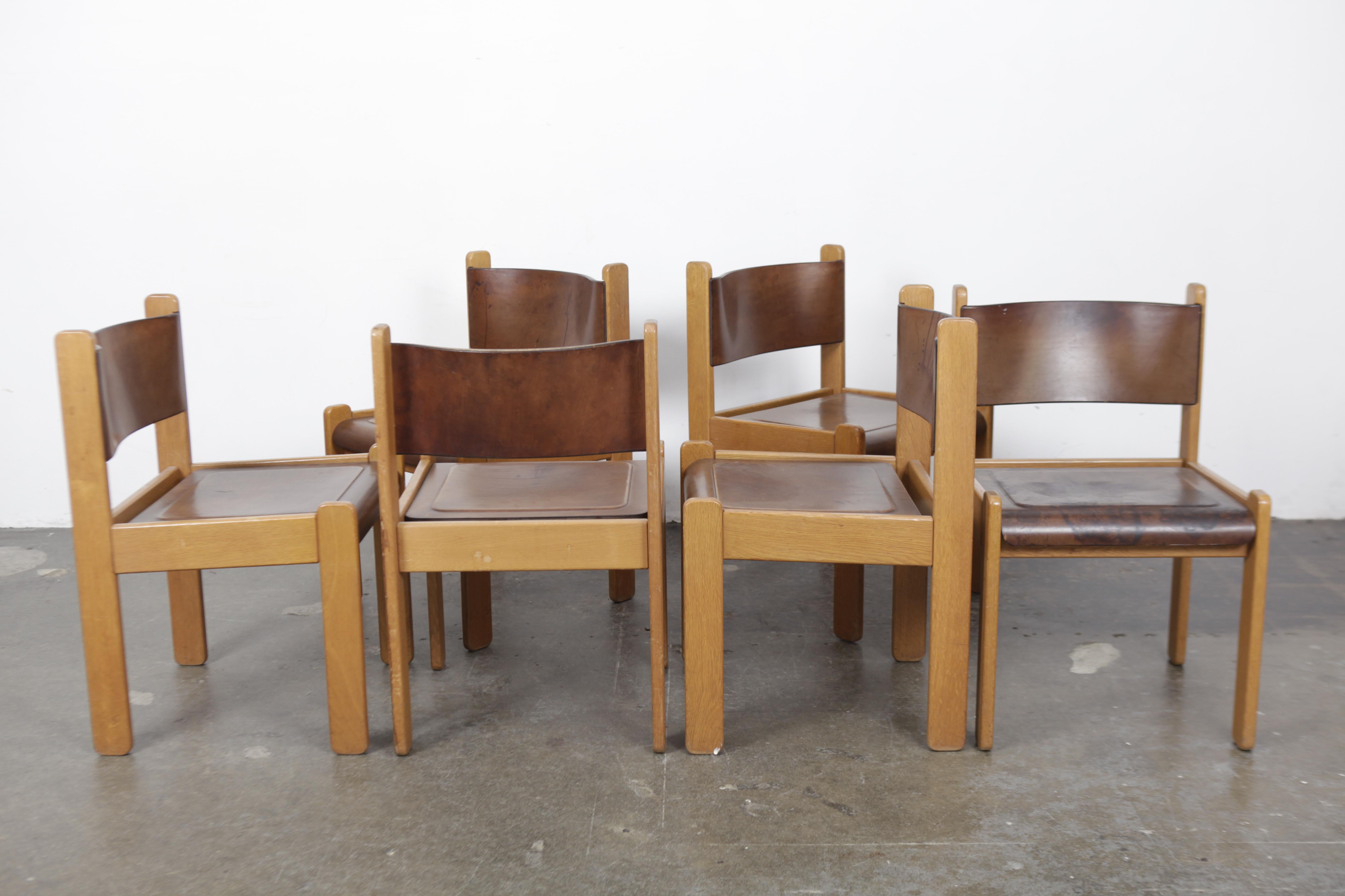 Set of 6 1970s Italian Oak Dining Chairs with Bent Leather Seats 2