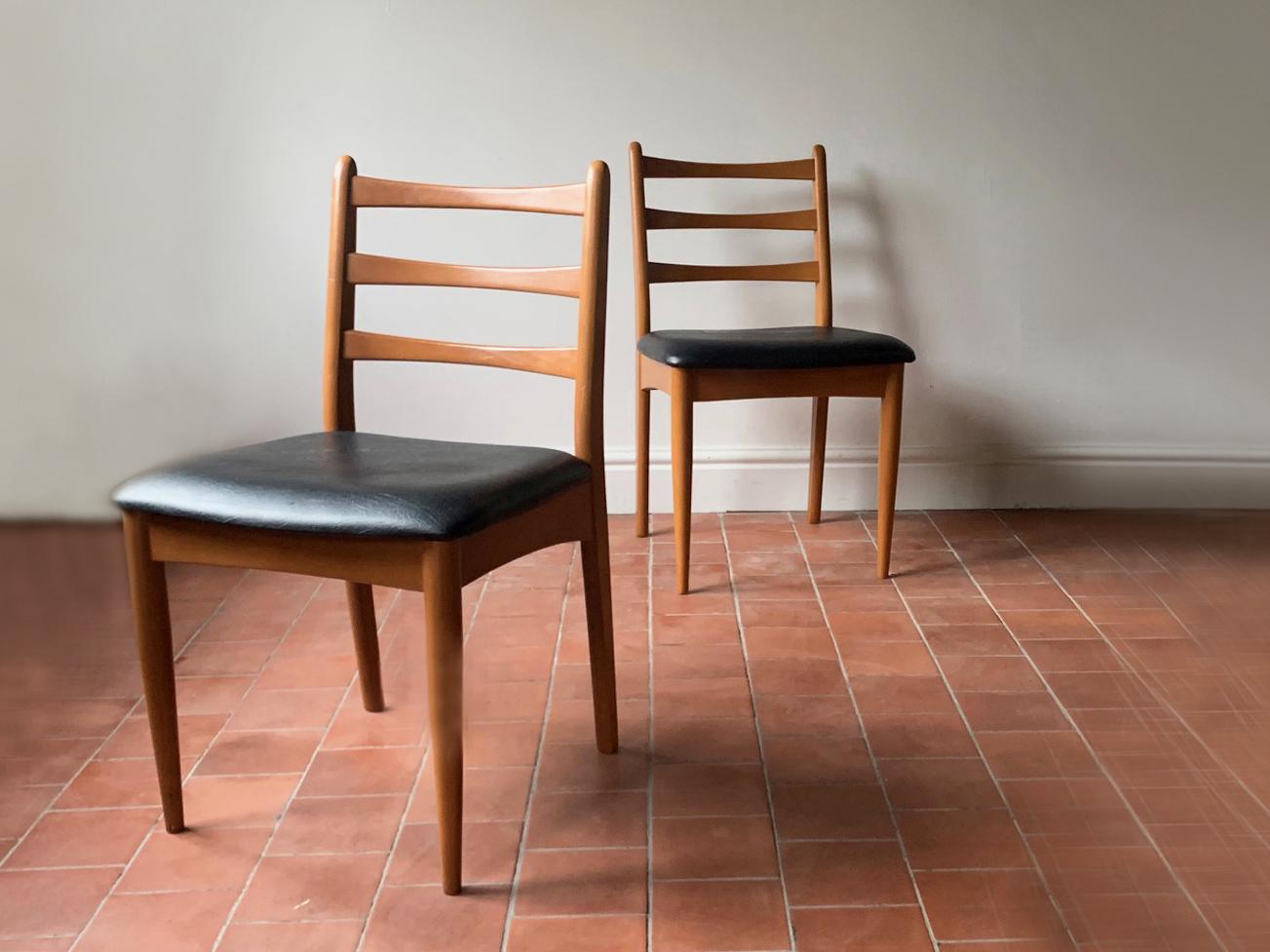 Ensemble de 6 chaises de salle à manger des années 1970 par Schreiber Excellent état - En vente à London, GB