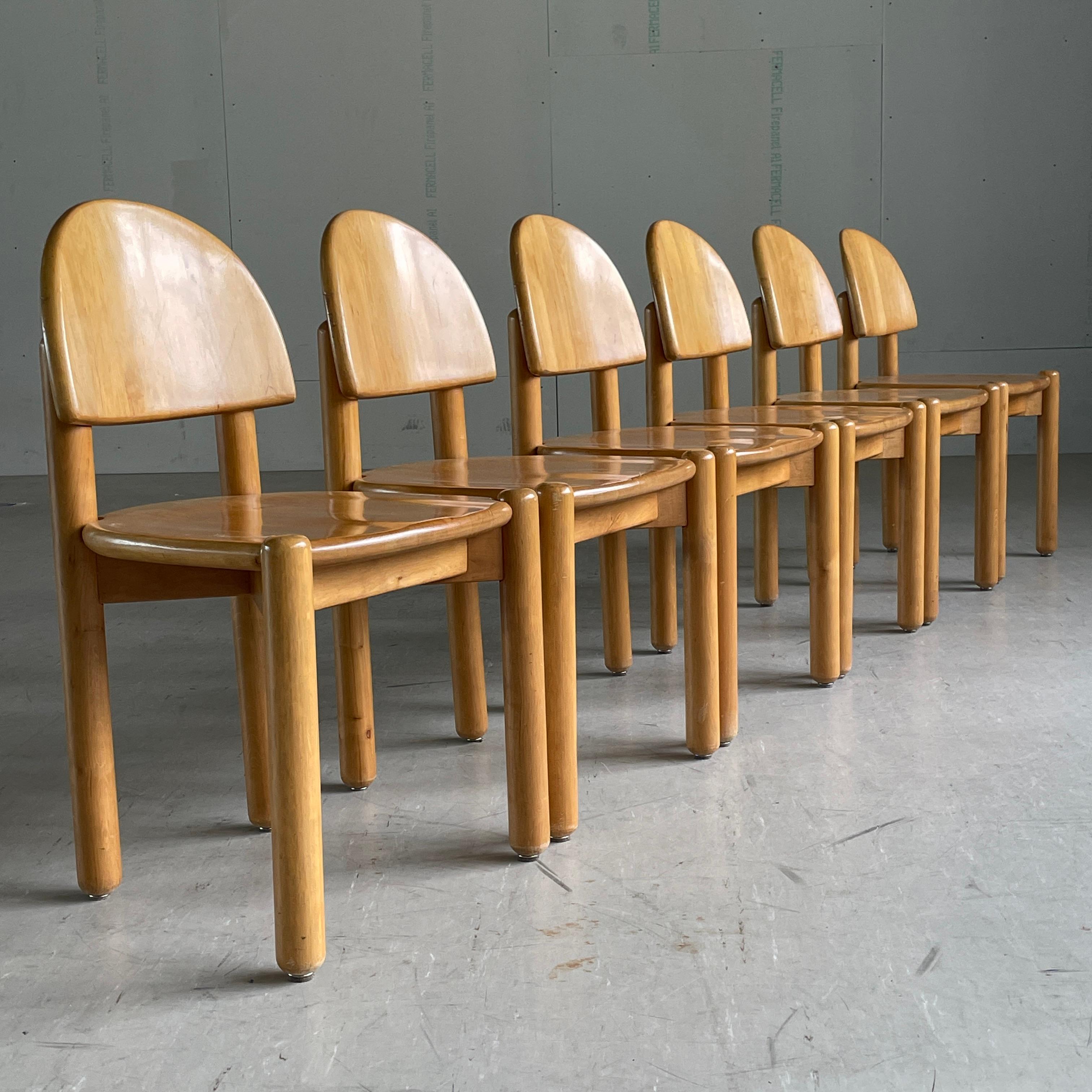 Set of 6 1970's Rainer Daumiller solid beechwood dining chairs, Denmark (Ende des 20. Jahrhunderts) im Angebot