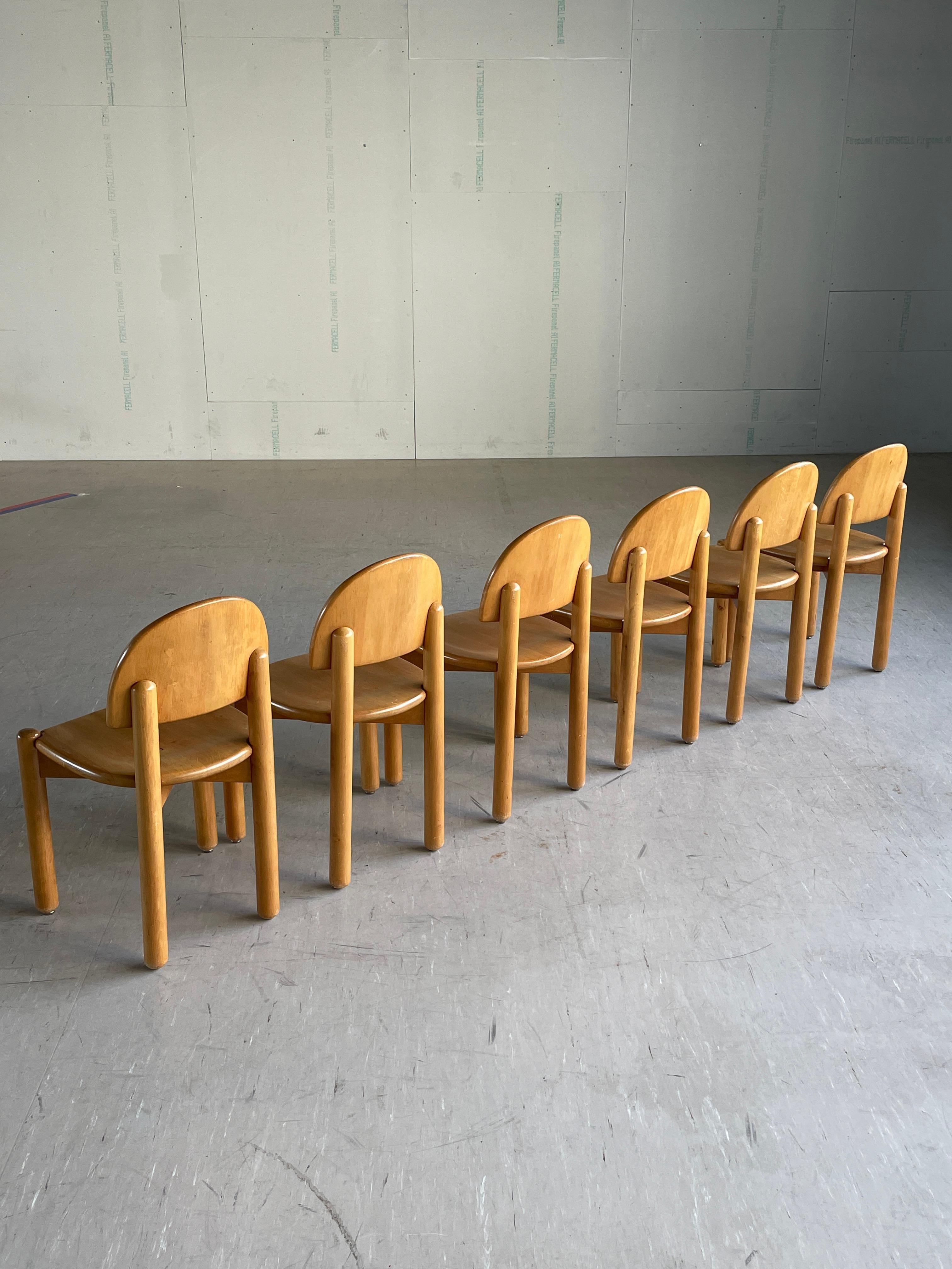 Set of 6 1970's Rainer Daumiller solid beechwood dining chairs, Denmark im Angebot 1
