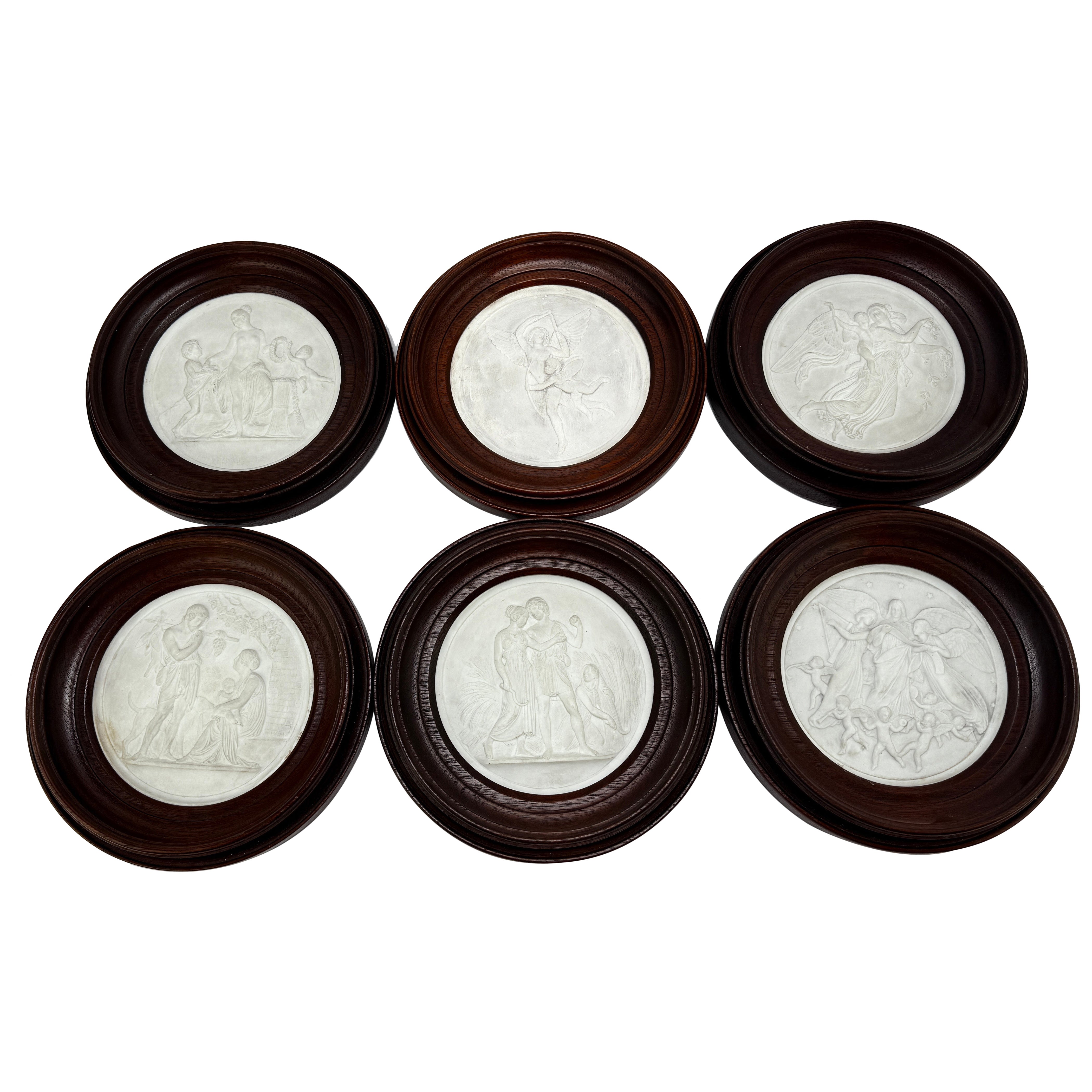 Juego de 6 placas alegóricas de porcelana bizcochada del siglo XIX de Bing & Grøndahl