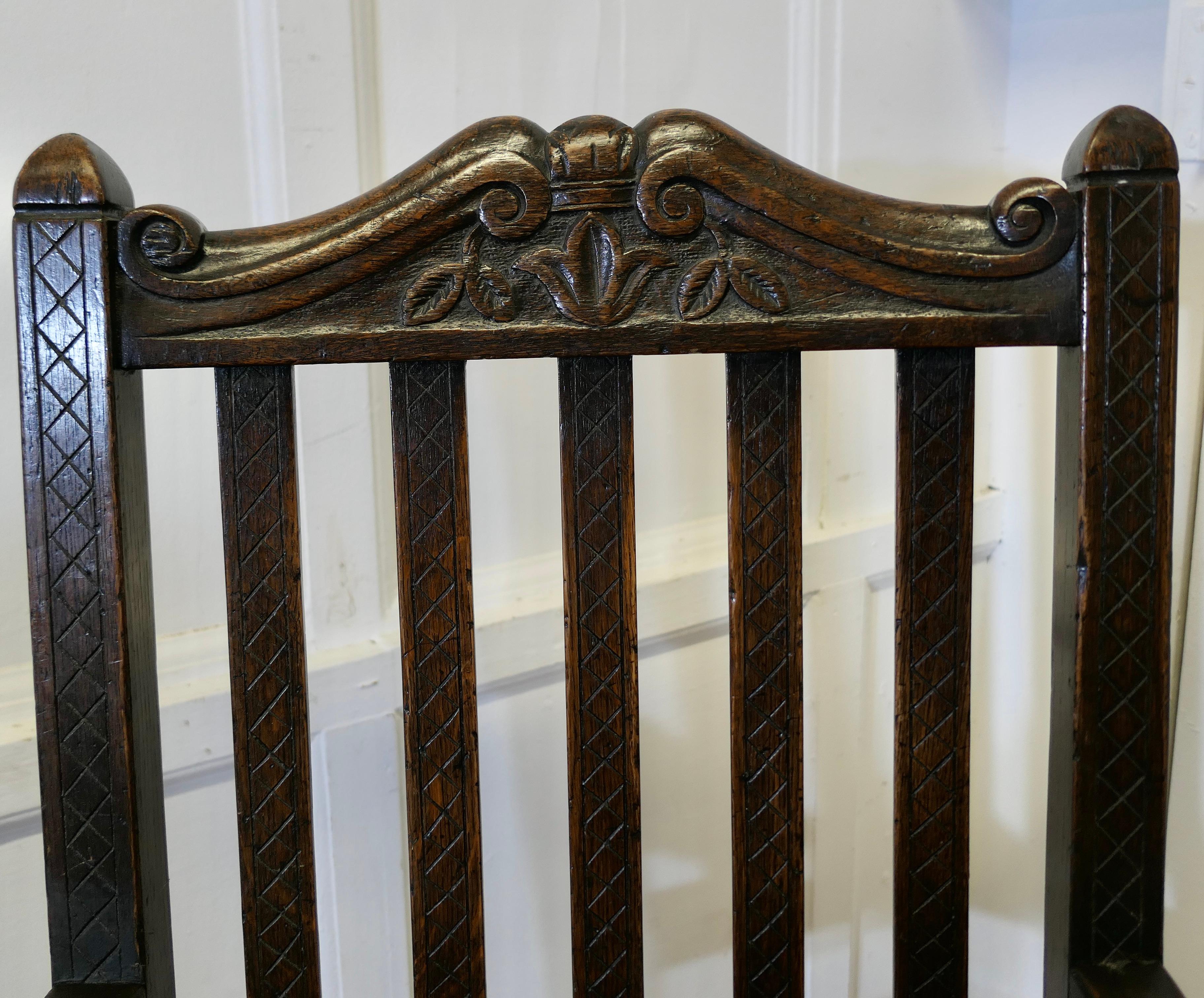 Ensemble de 6 chaises de salle à manger de campagne du 19e siècle   Il s'agit d'un charmant ensemble en vente 8