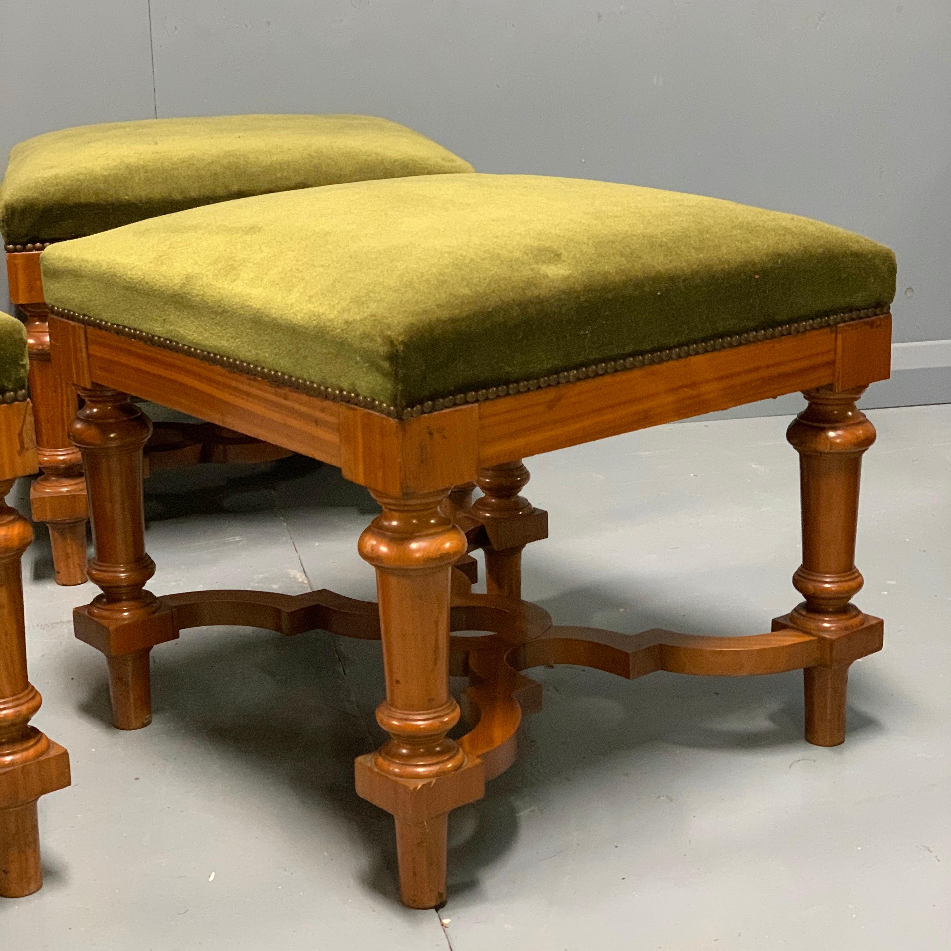 Set of 6 19th Century English Satinwood Modular Stools in Vintage Green Velvet In Good Condition In Uppingham, Rutland