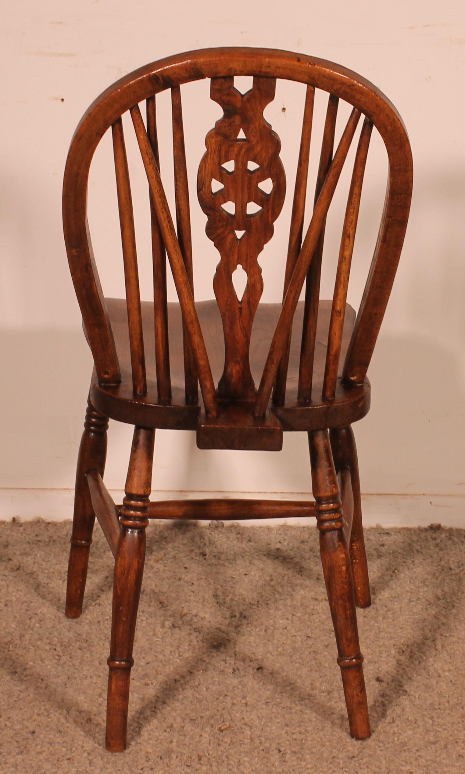Ensemble de 6 chaises Windsor du 19ème siècle en vente 3
