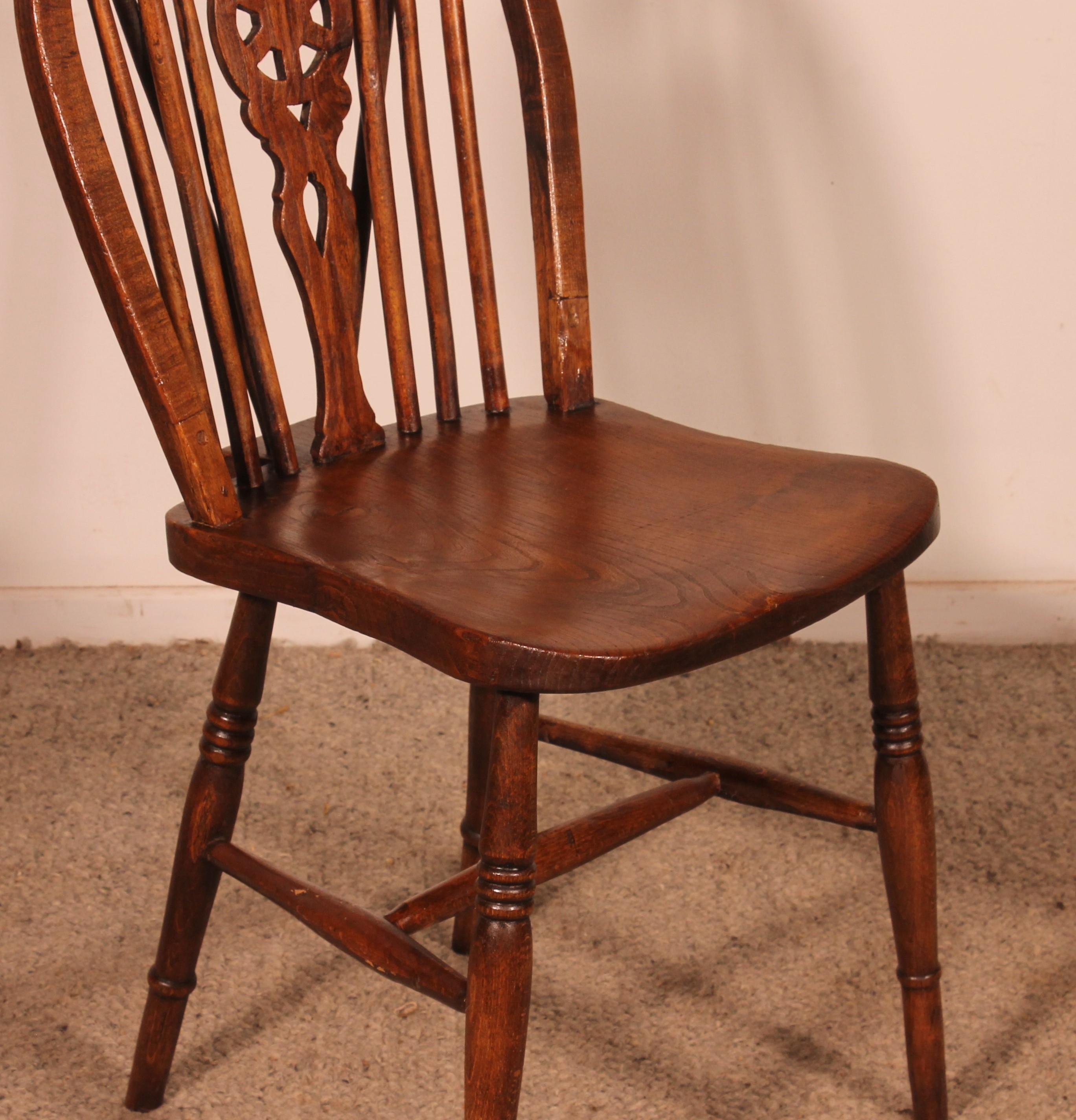 Ensemble de 6 chaises Windsor du 19ème siècle en vente 1
