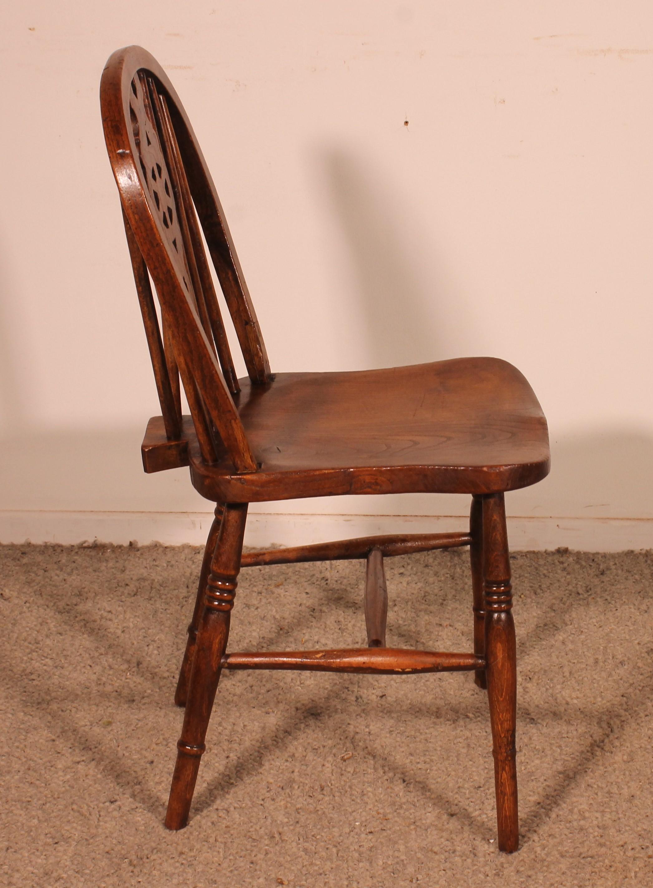 Ensemble de 6 chaises Windsor du 19ème siècle en vente 2