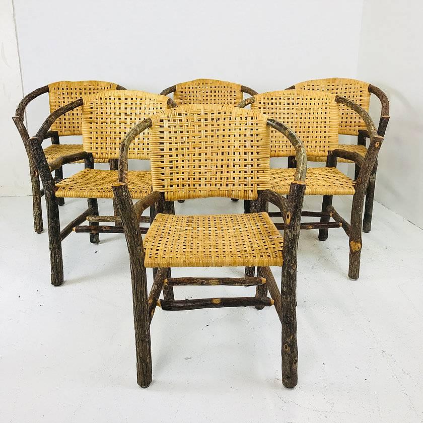 Set of six Adirondack Hickory chairs. Chairs are in good condition.

Dimensions: 26
