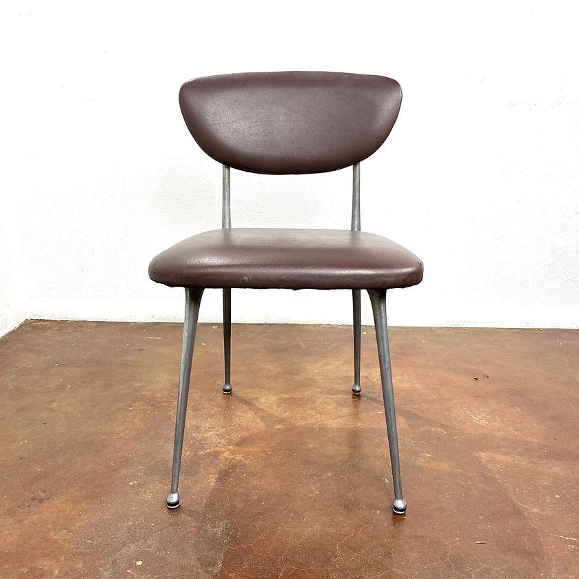 Mid-Century Modern Set of 6 Aluminum Gazelle Chairs by Shelby Williams For Sale