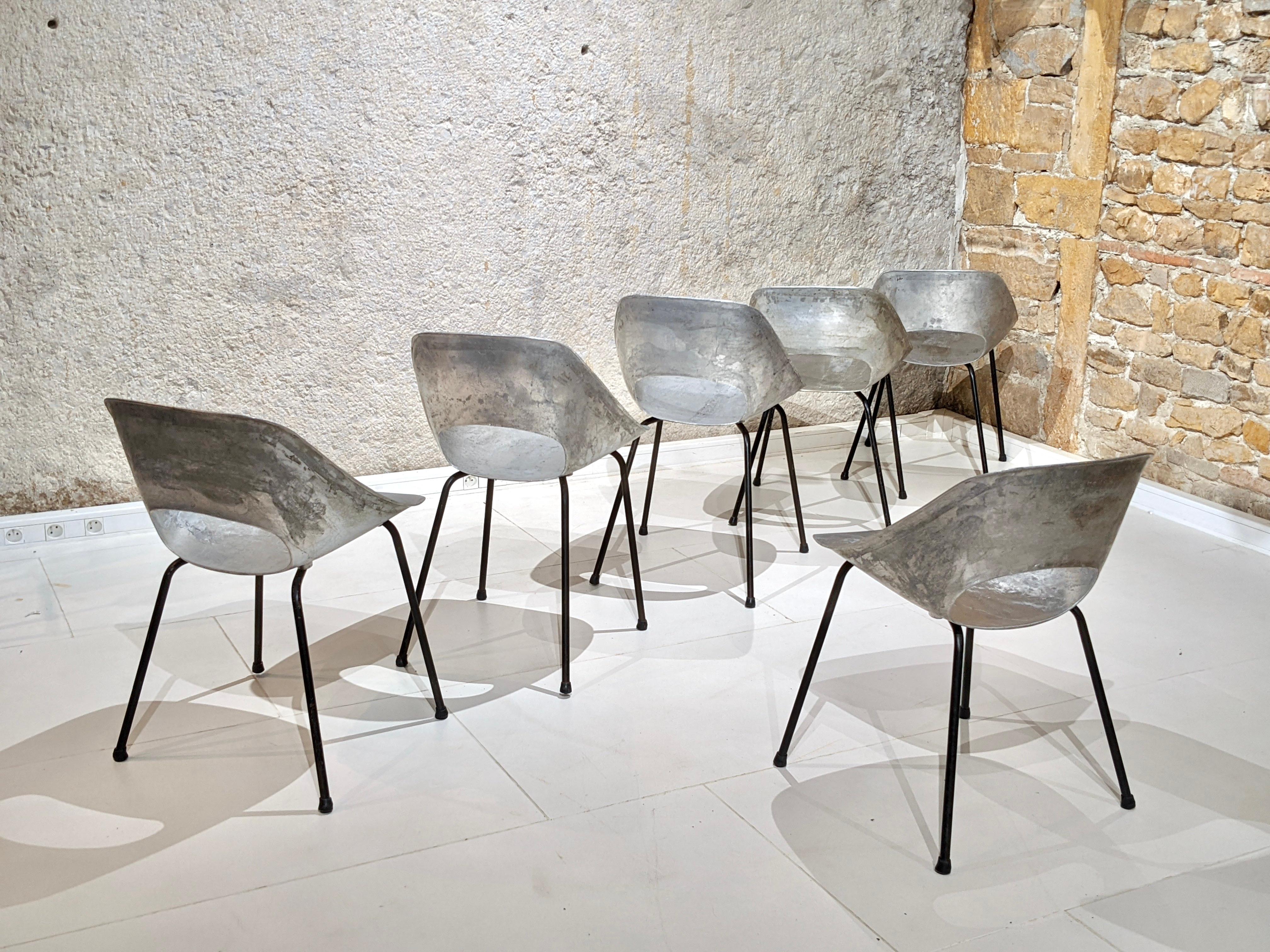 Set of 6 Aluminum Tulip Chair , Pierre Guariche 2