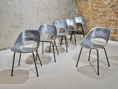 Ensemble de 6 chaises tulipes en aluminium , Pierre Guariche