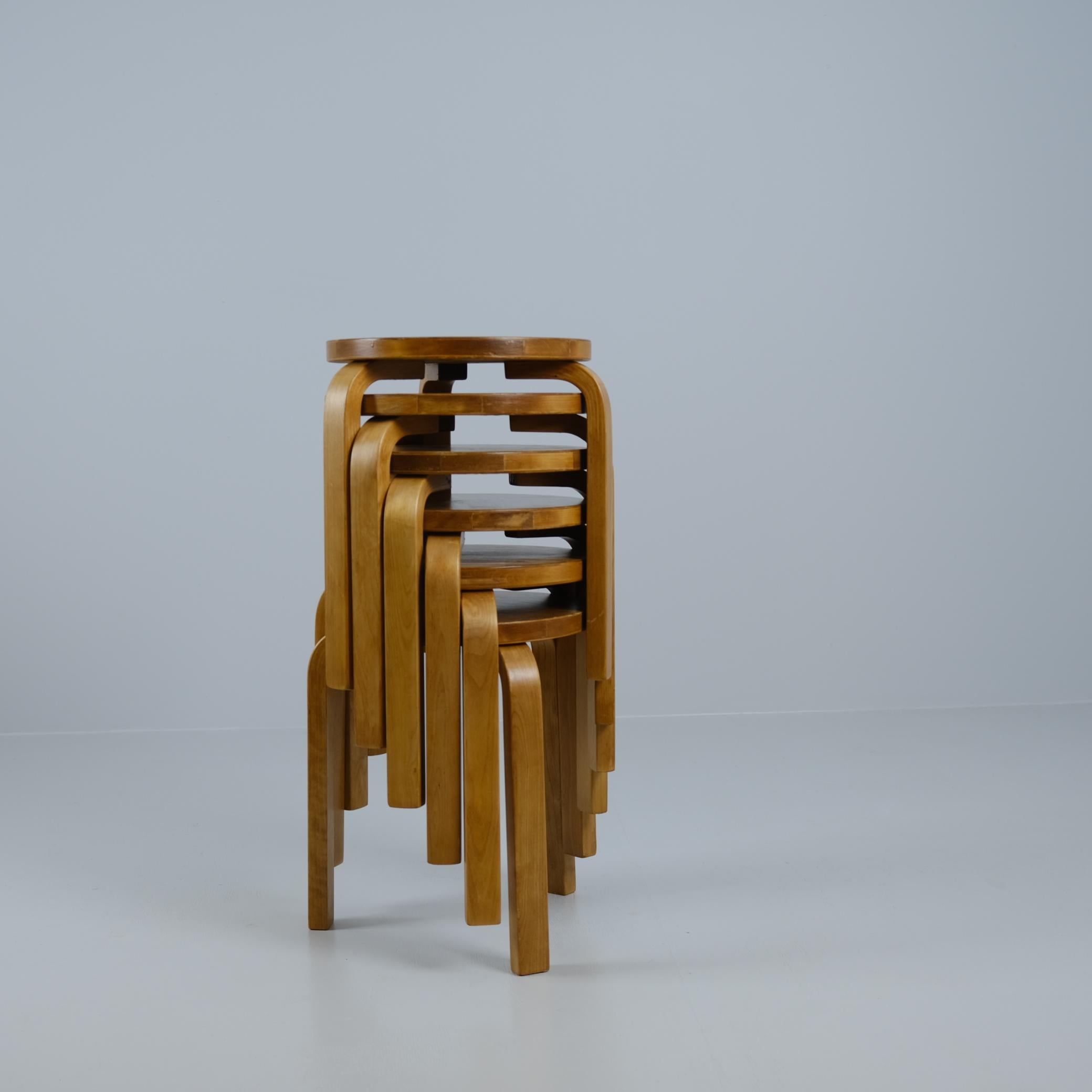 Set of 6 Alvar Aalto 3 Legged Stackable Stools Model 60, Artek 1960s For Sale 3