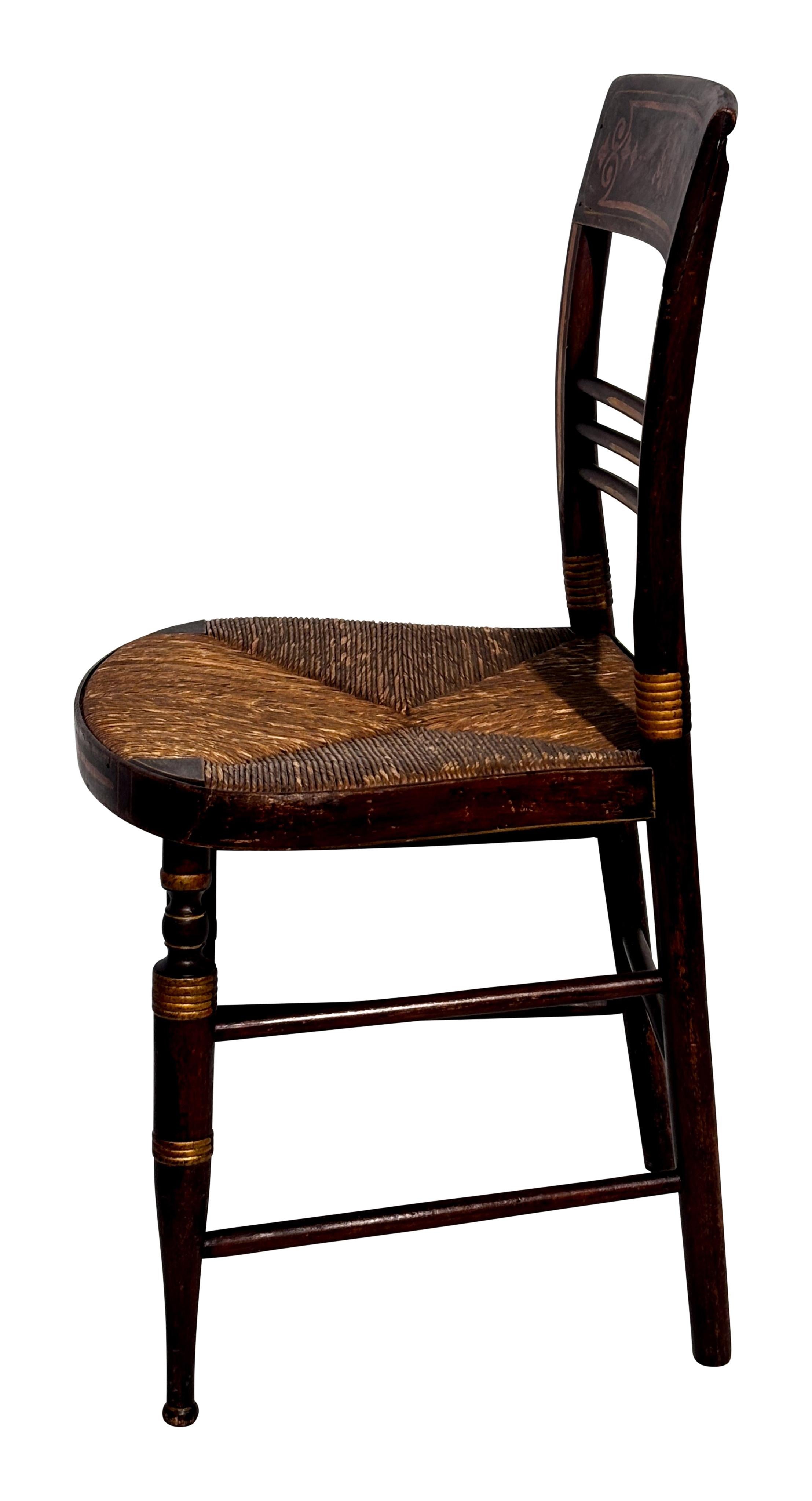 Jonc Ensemble de 6 chaises américaines de style Hitchcock avec sièges en jonc tissé en vente