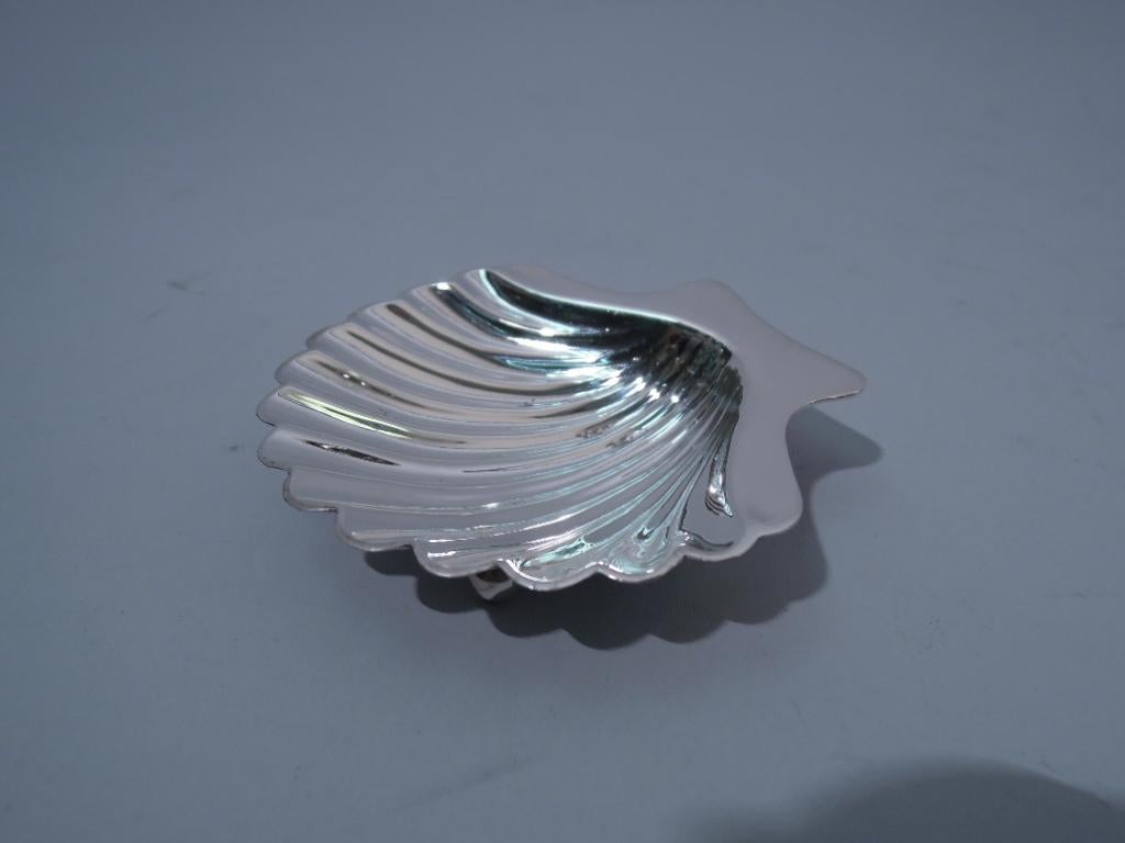 Set of 6 American Modern Sterling Silver Scallop Shell Nut Dishes 1