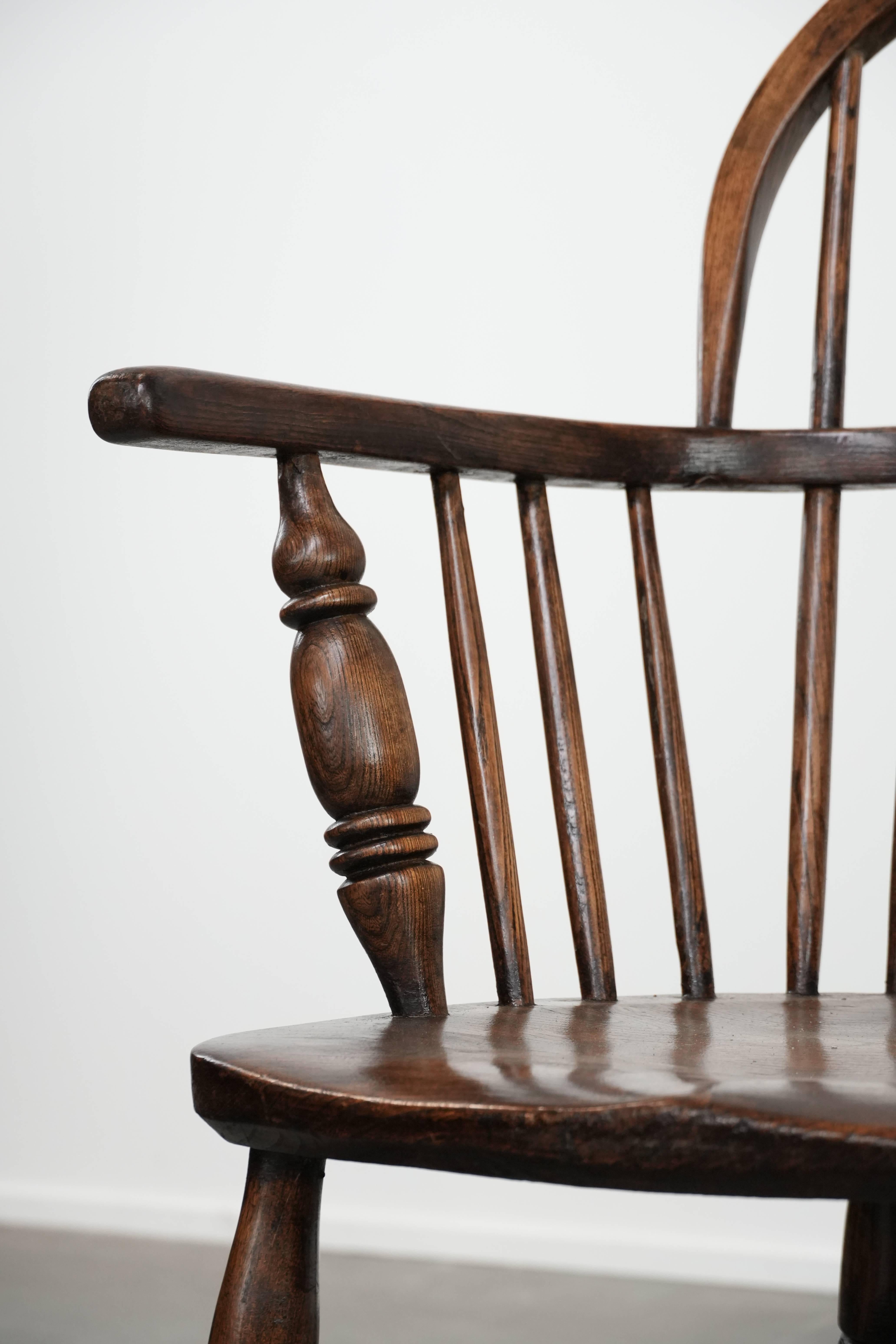 Set di 6 sedie Windsor inglesi antiche e belle con una splendida patina in vendita 8